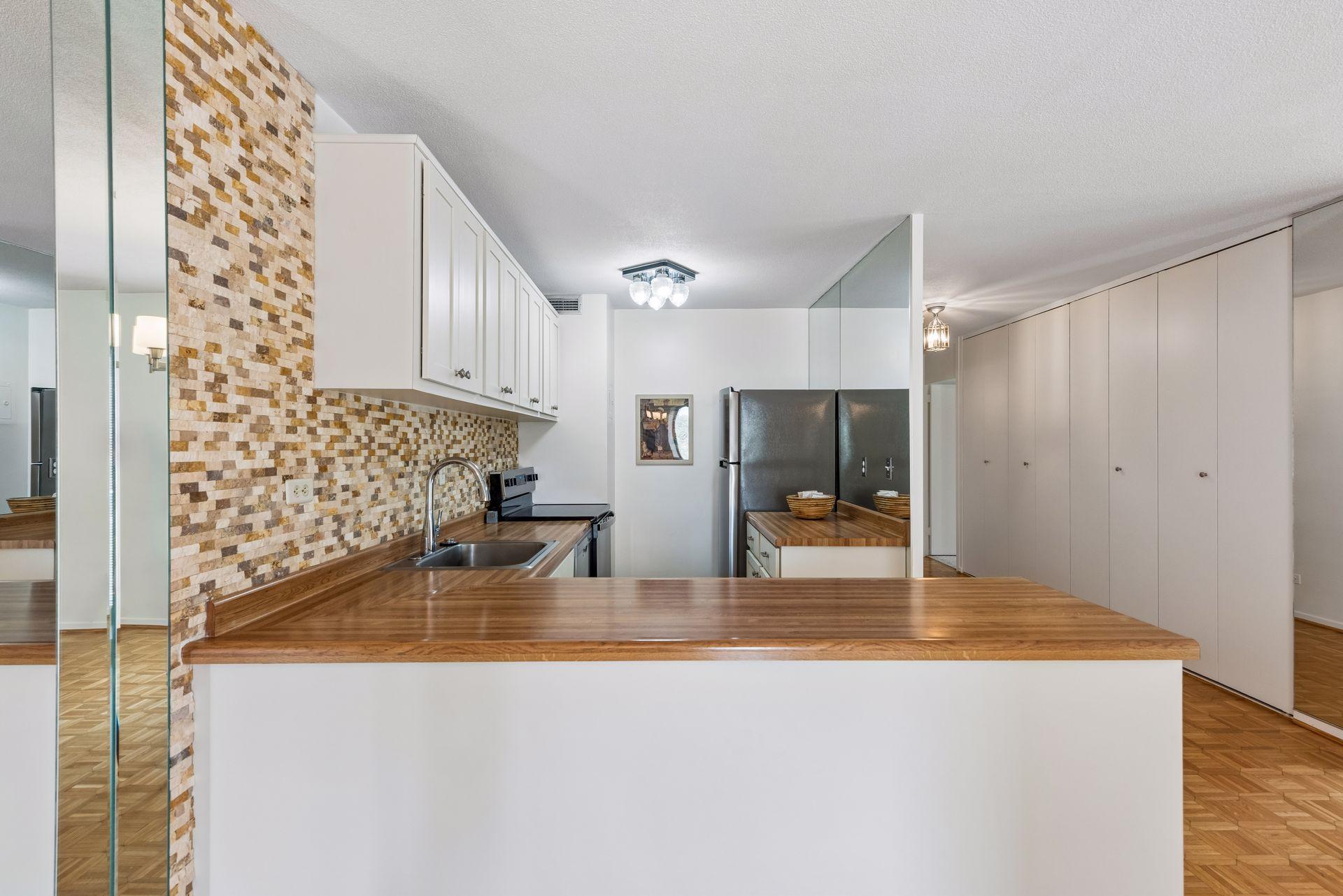 View of Residential at 19 1st Street #B202, Minneapolis MN 55401, Minneapolis (3 of 75) - Mike Wilen | Minnesota Team Real Estate