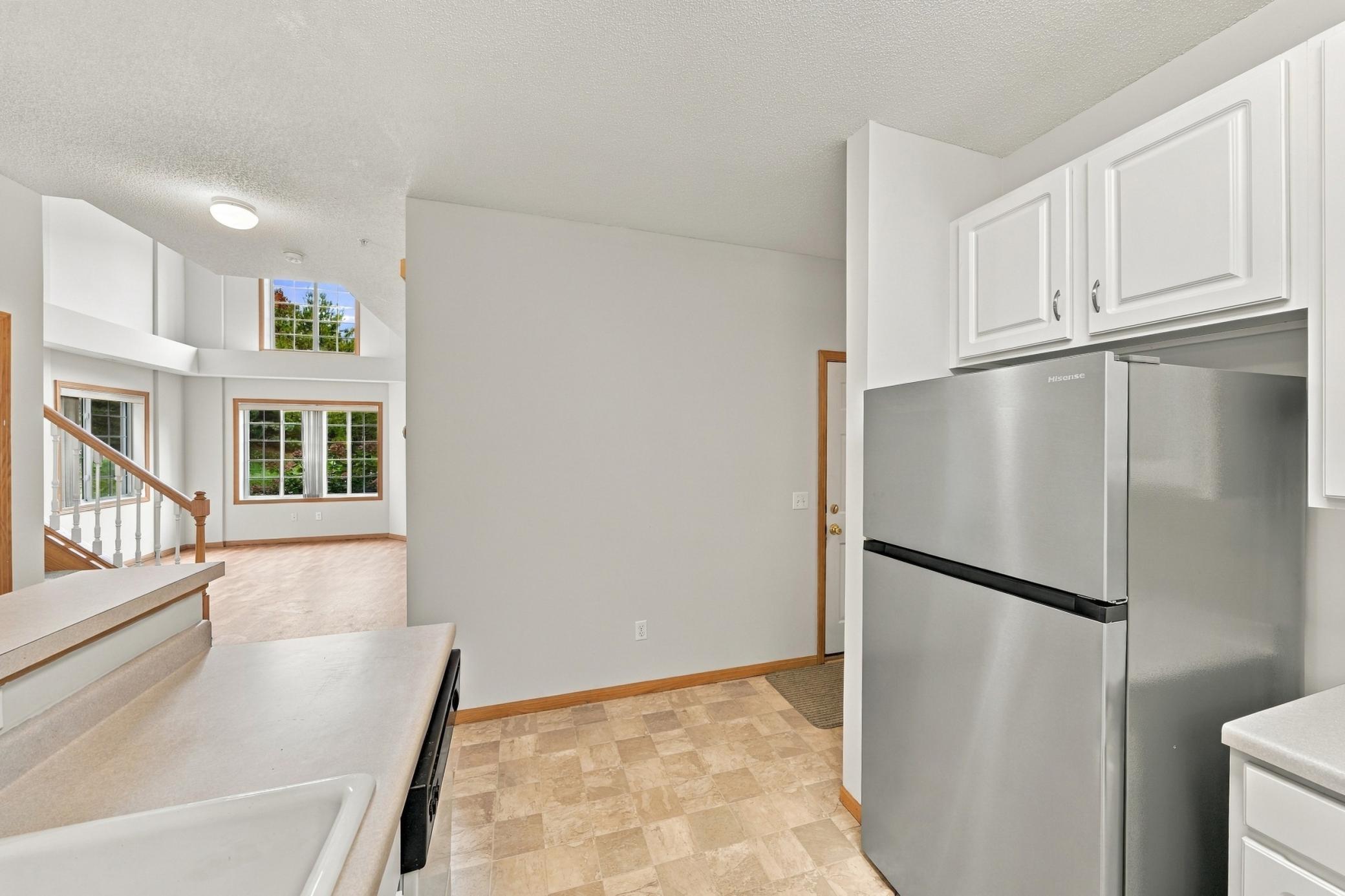 View of Residential at 556 Willoughby Way, Minnetonka MN 55305, Minnetonka (9 of 52) - Mike Wilen | Minnesota Team Real Estate