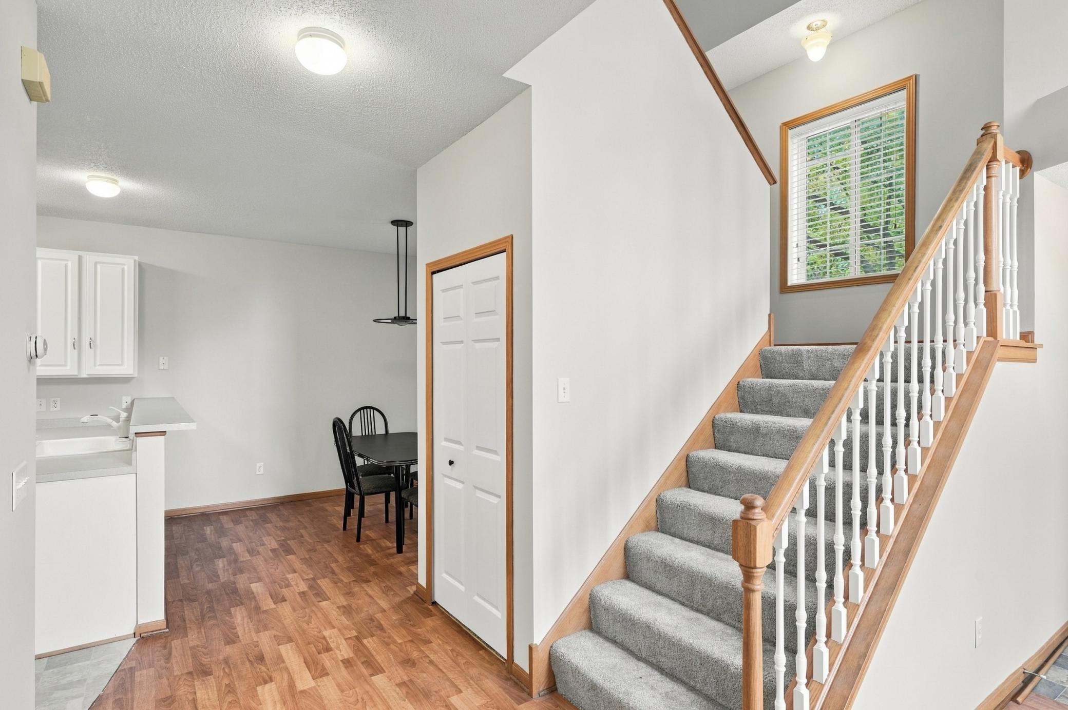 View of Residential at 556 Willoughby Way, Minnetonka MN 55305, Minnetonka (15 of 52) - Mike Wilen | Minnesota Team Real Estate