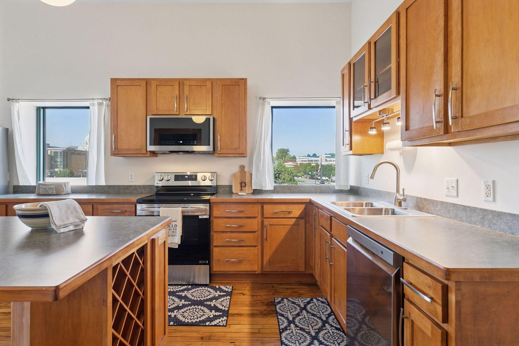 View of Residential at 523 Jackson Street #302, Saint Paul MN 55101, Saint Paul (8 of 38) - Mike Wilen | Minnesota Team Real Estate