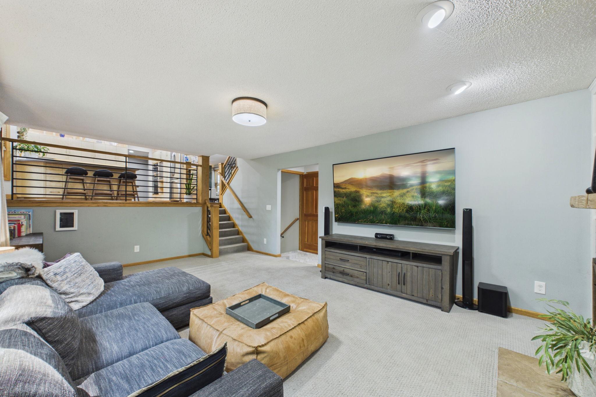 View of Residential at 30 B Street, Saint Paul MN 55106, Saint Paul (11 of 38) - Mike Wilen | Minnesota Team Real Estate