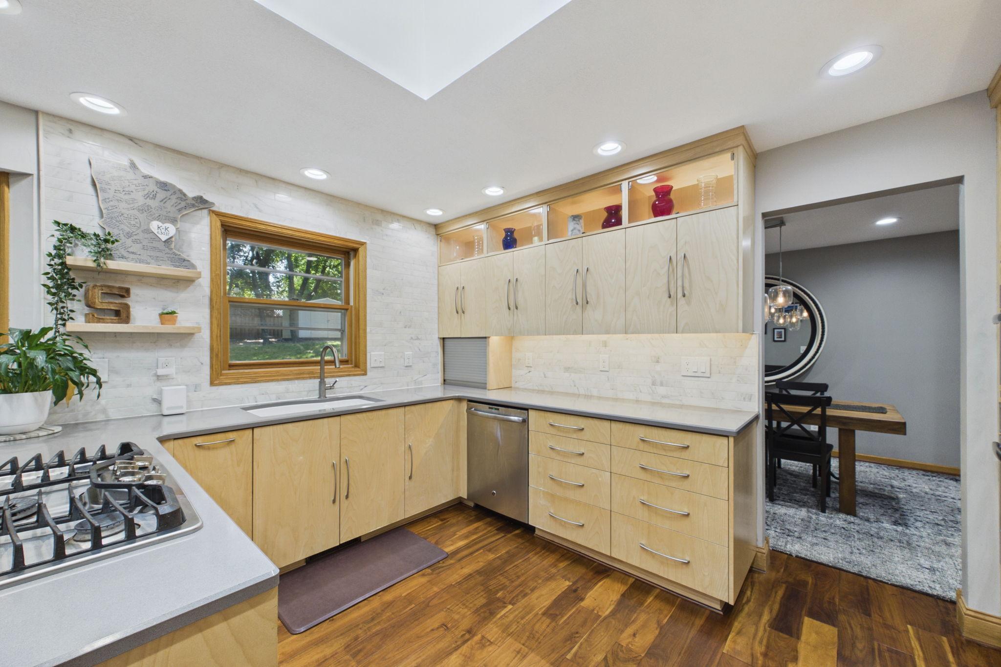 View of Residential at 30 B Street, Saint Paul MN 55106, Saint Paul (7 of 38) - Mike Wilen | Minnesota Team Real Estate