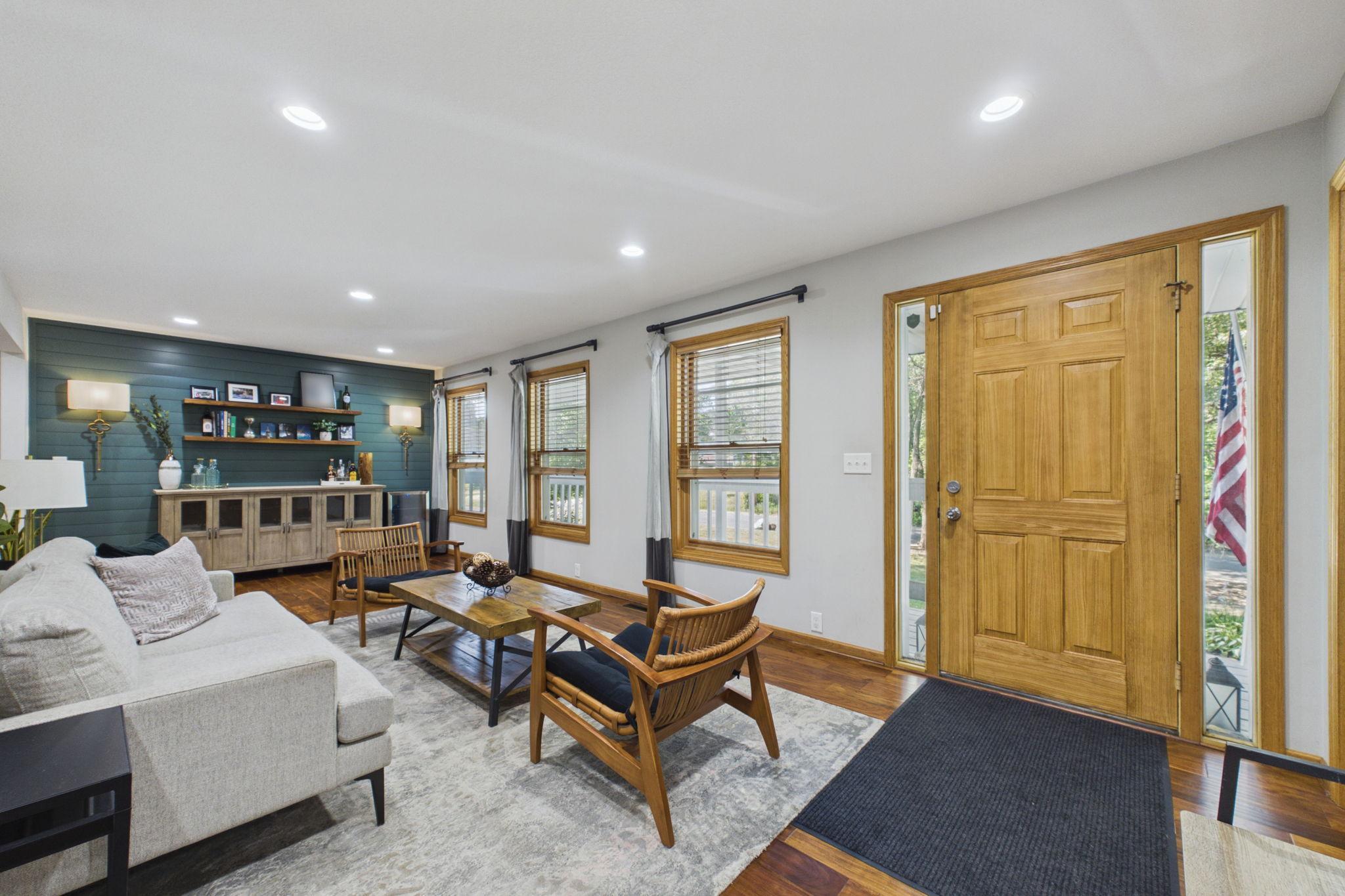 View of Residential at 30 B Street, Saint Paul MN 55106, Saint Paul (3 of 38) - Mike Wilen | Minnesota Team Real Estate