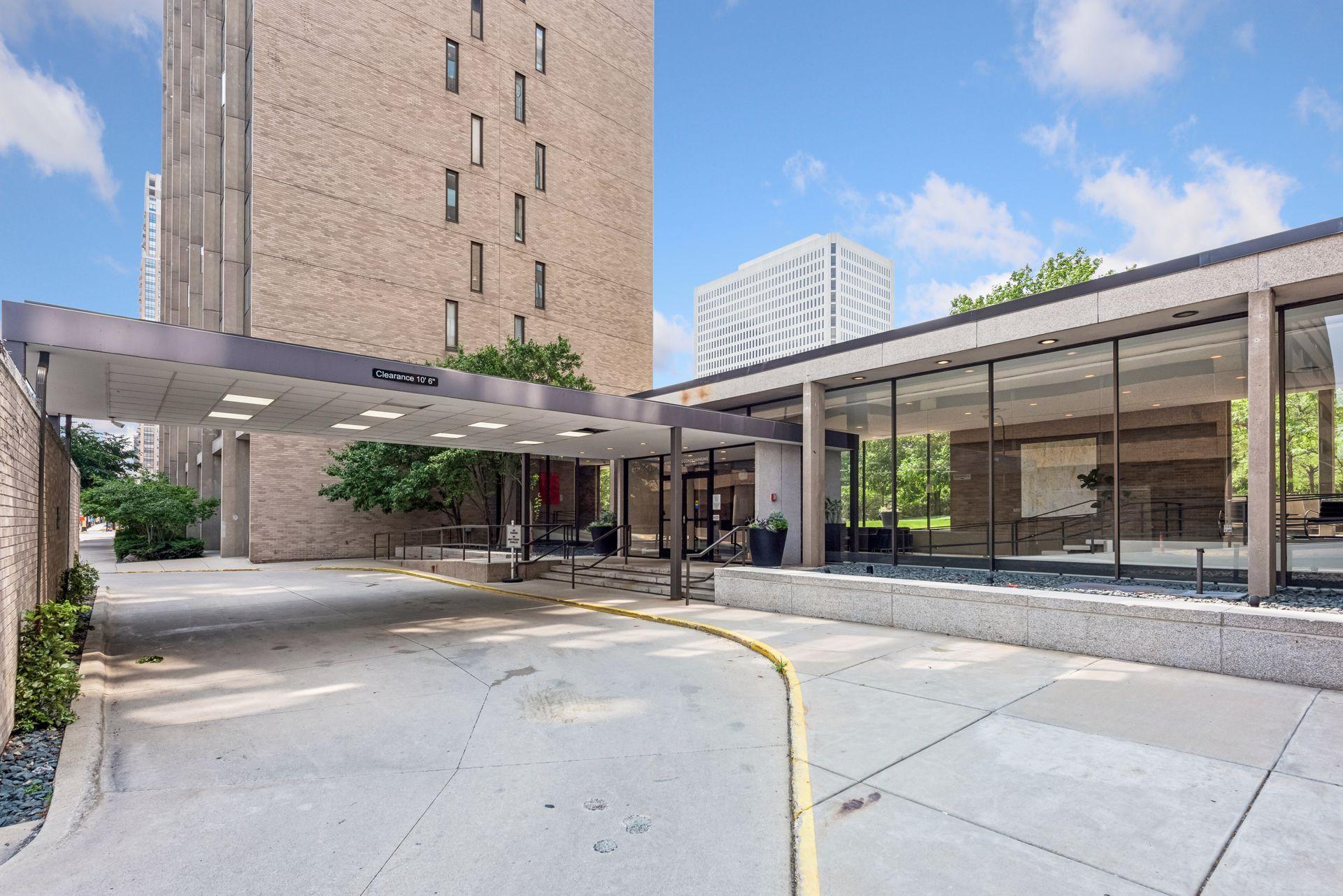 View of Residential at 19 1st Street #B204, Minneapolis MN 55401, Minneapolis (57 of 68) - Mike Wilen | Minnesota Team Real Estate