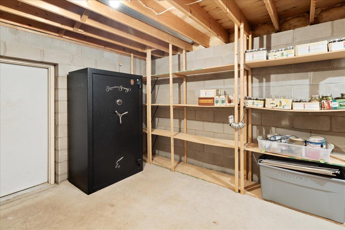 View of Residential at 31117 Peninsula Avenue, Lindstrom MN 55045, Lindstrom (38 of 52) - Mike Wilen | Minnesota Team Real Estate