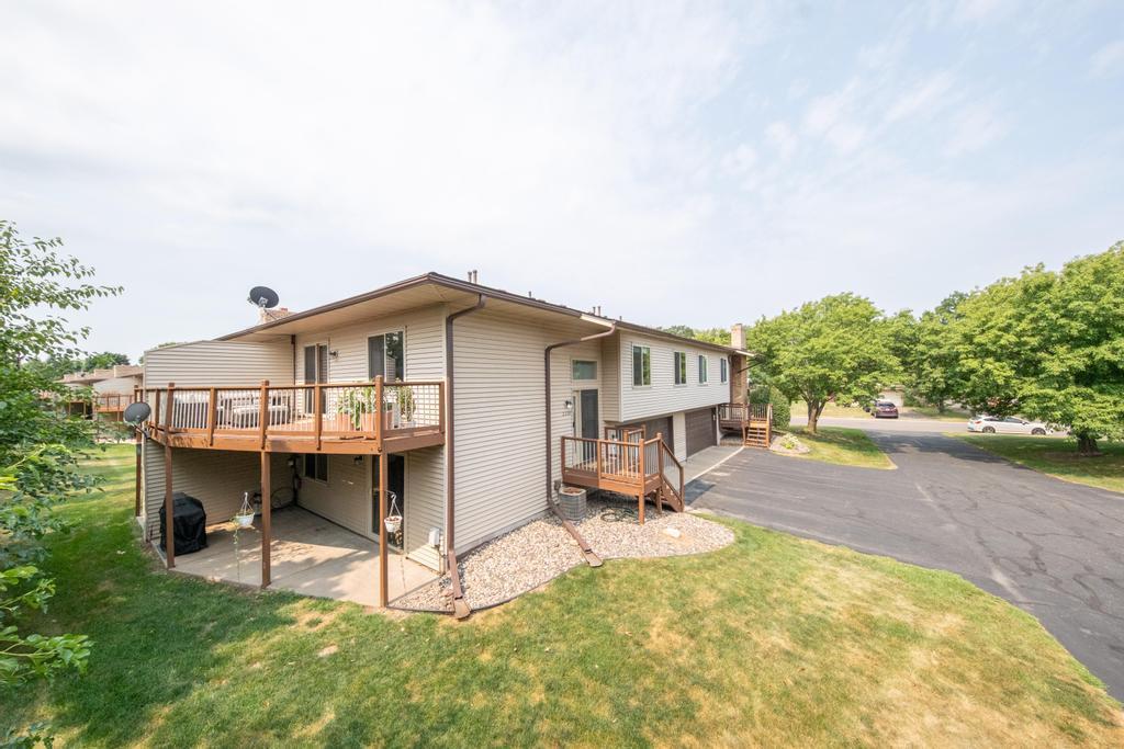 View of Residential at 2309 Amberwood Drive, Woodbury MN 55125, Woodbury (4 of 47) - Mike Wilen | Minnesota Team Real Estate