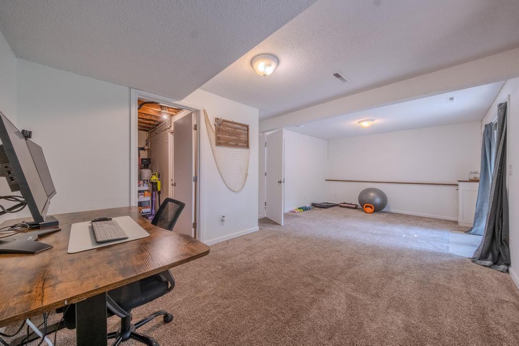 View of Residential at 2309 Amberwood Drive, Woodbury MN 55125, Woodbury (37 of 47) - Mike Wilen | Minnesota Team Real Estate