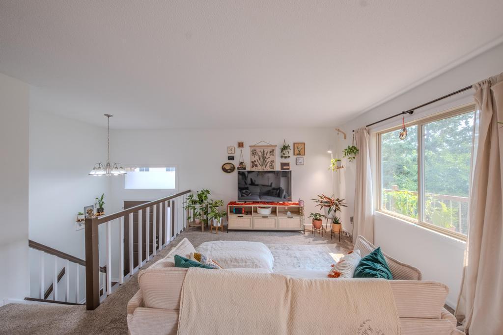 View of Residential at 2309 Amberwood Drive, Woodbury MN 55125, Woodbury (11 of 47) - Mike Wilen | Minnesota Team Real Estate