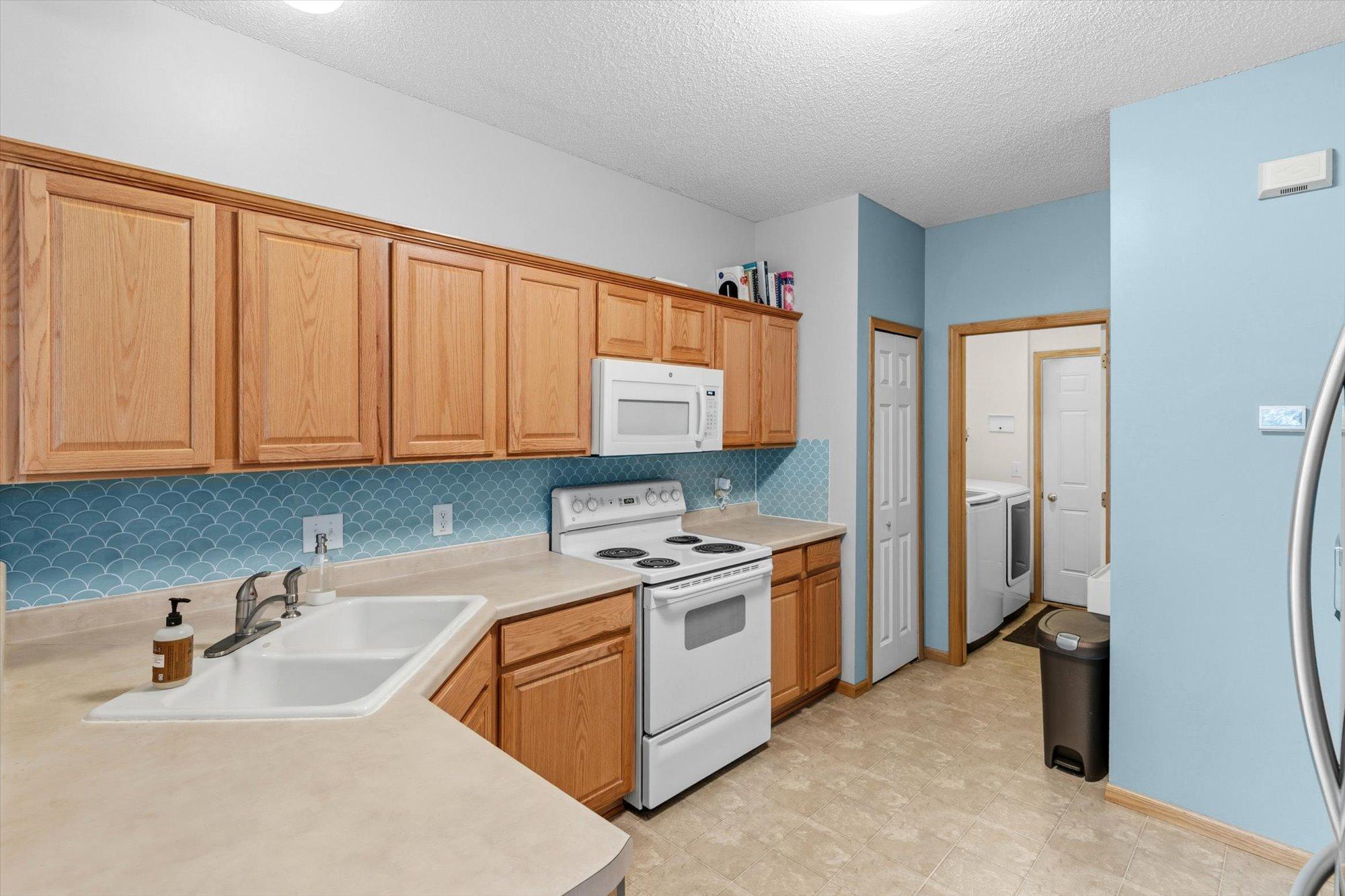 View of Residential at 906 Village Parkway, Circle Pines MN 55014, Circle Pines (6 of 31) - Mike Wilen | Minnesota Team Real Estate