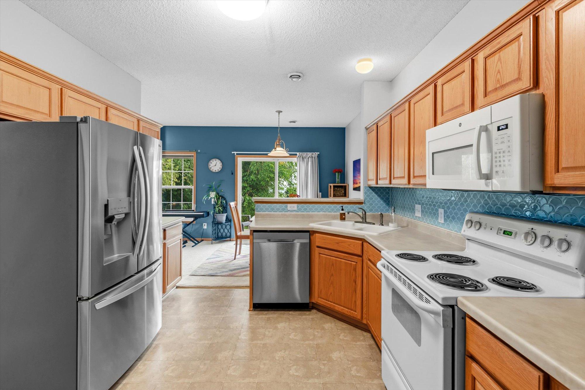 View of Residential at 906 Village Parkway, Circle Pines MN 55014, Circle Pines (7 of 31) - Mike Wilen | Minnesota Team Real Estate