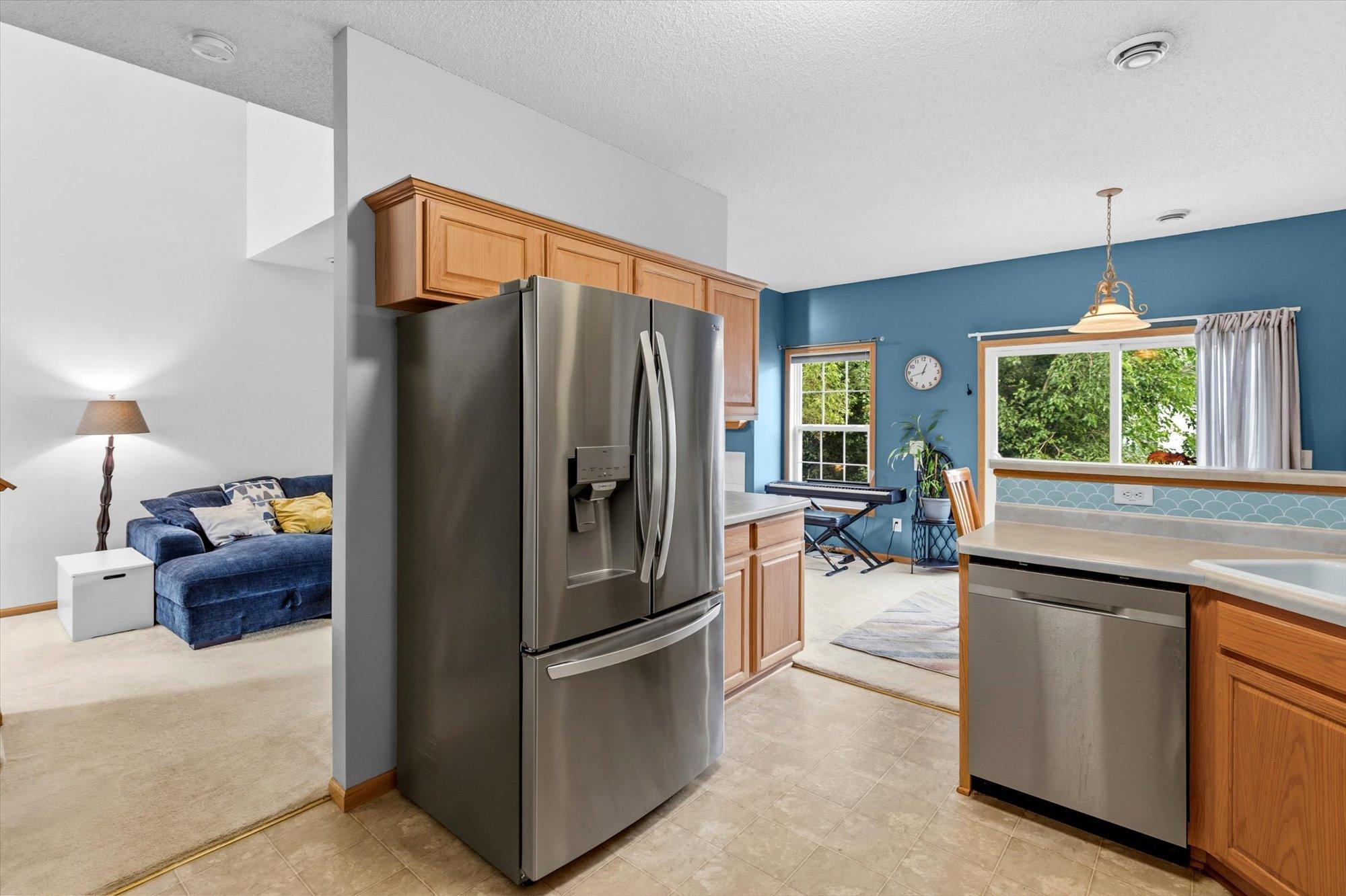 View of Residential at 906 Village Parkway, Circle Pines MN 55014, Circle Pines (8 of 31) - Mike Wilen | Minnesota Team Real Estate