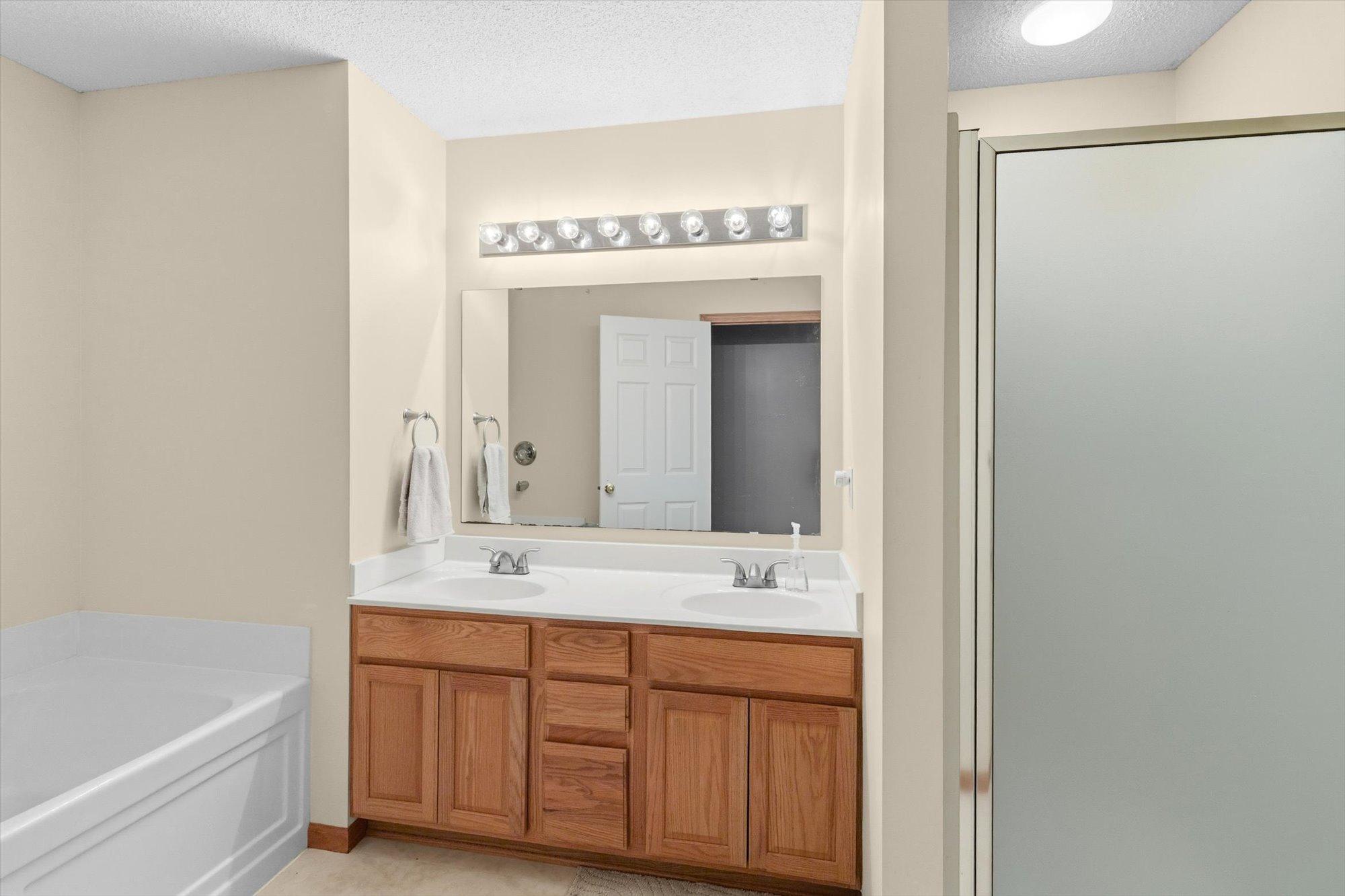 View of Residential at 906 Village Parkway, Circle Pines MN 55014, Circle Pines (13 of 31) - Mike Wilen | Minnesota Team Real Estate