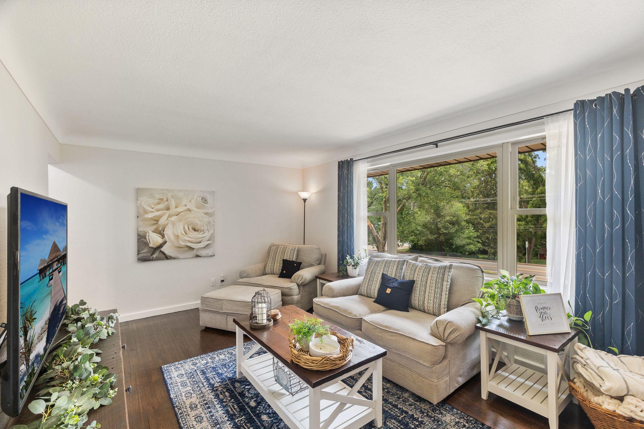 View of Residential at 1716 County Road C, Maplewood MN 55109, Maplewood (4 of 34) - Mike Wilen | Minnesota Team Real Estate