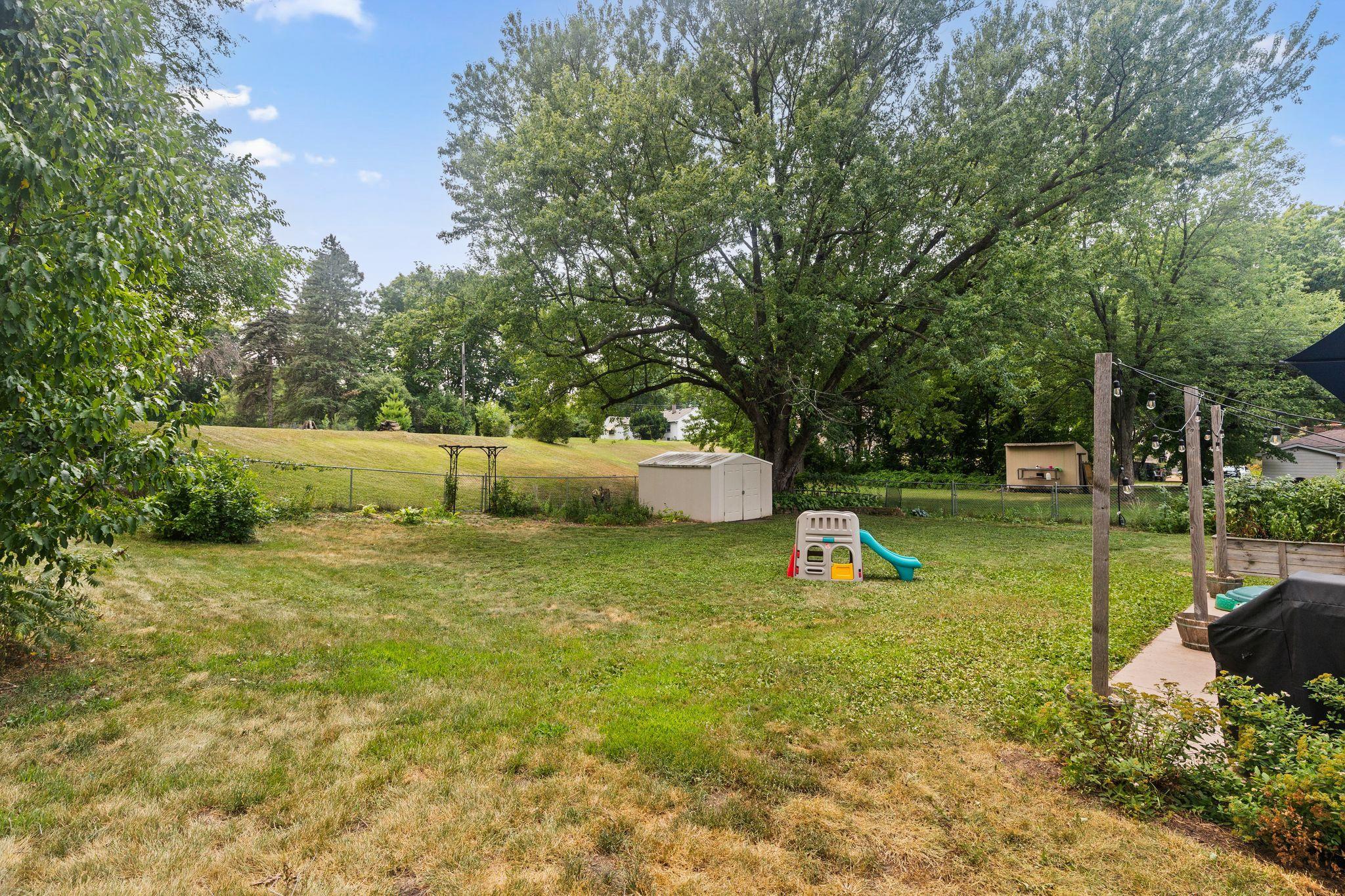 View of Residential at 1716 County Road C, Maplewood MN 55109, Maplewood (30 of 34) - Mike Wilen | Minnesota Team Real Estate