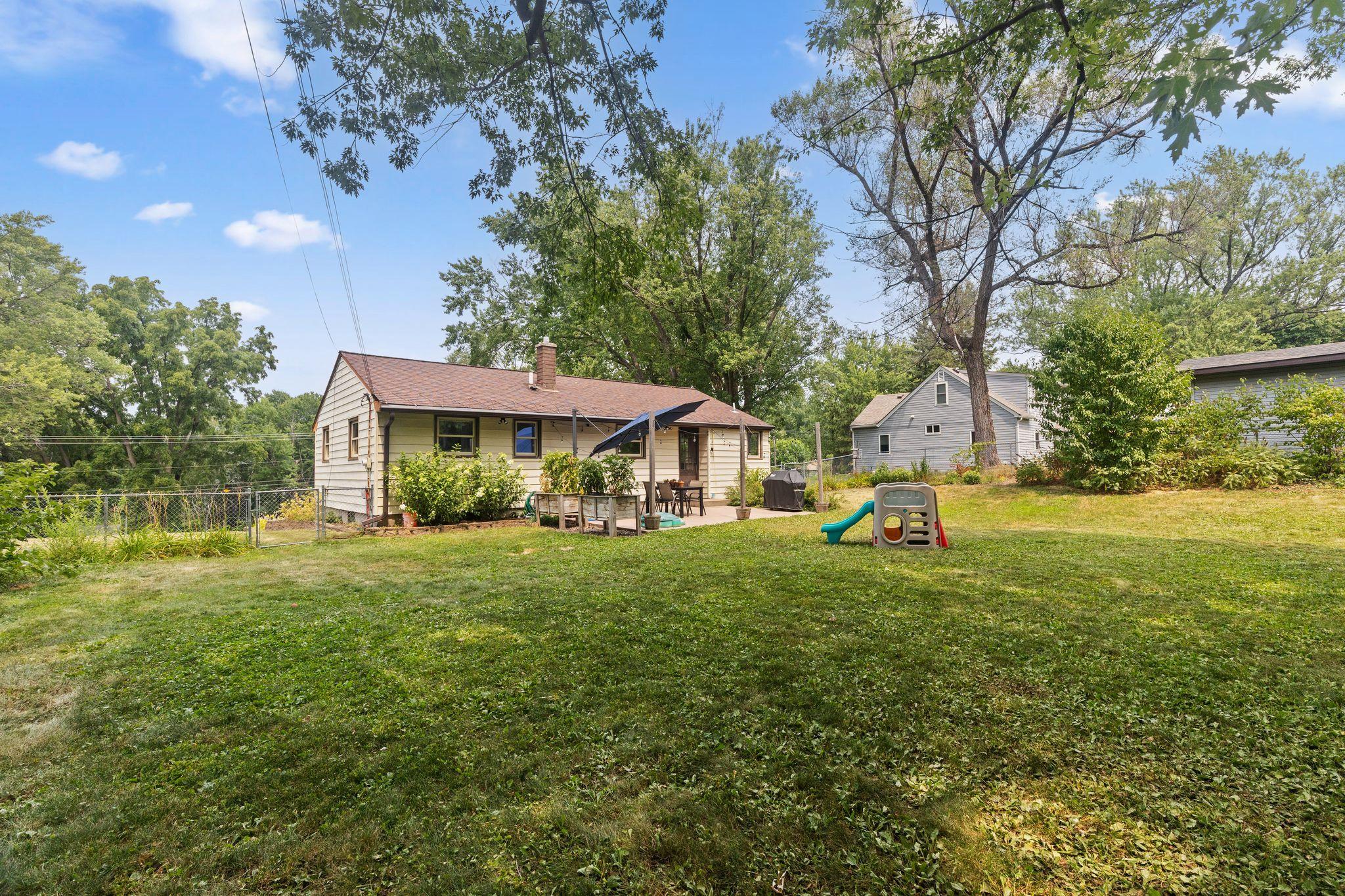 View of Residential at 1716 County Road C, Maplewood MN 55109, Maplewood (28 of 34) - Mike Wilen | Minnesota Team Real Estate