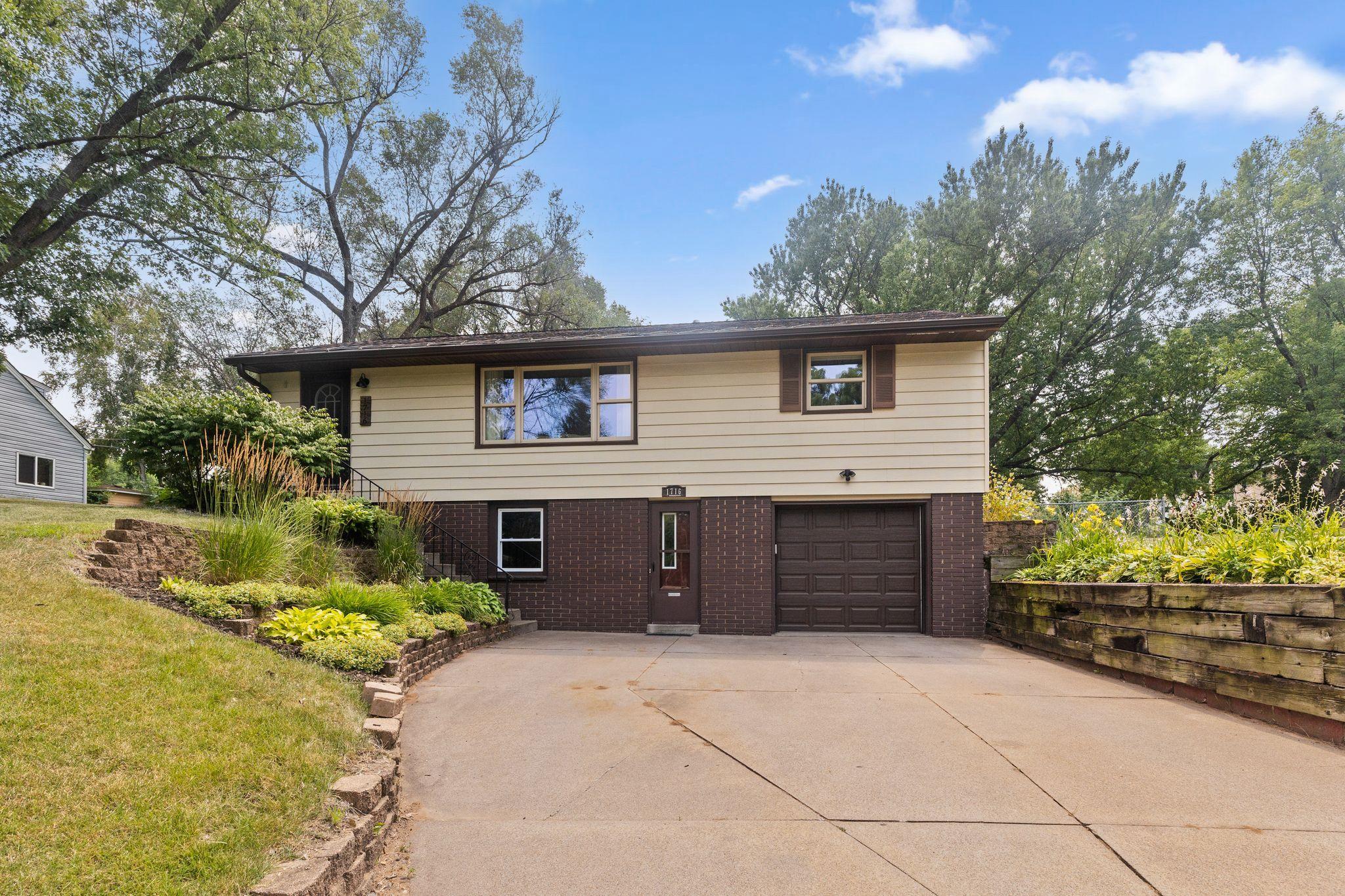 View of Residential at 1716 County Road C, Maplewood MN 55109, Maplewood - Mike Wilen | Minnesota Team Real Estate