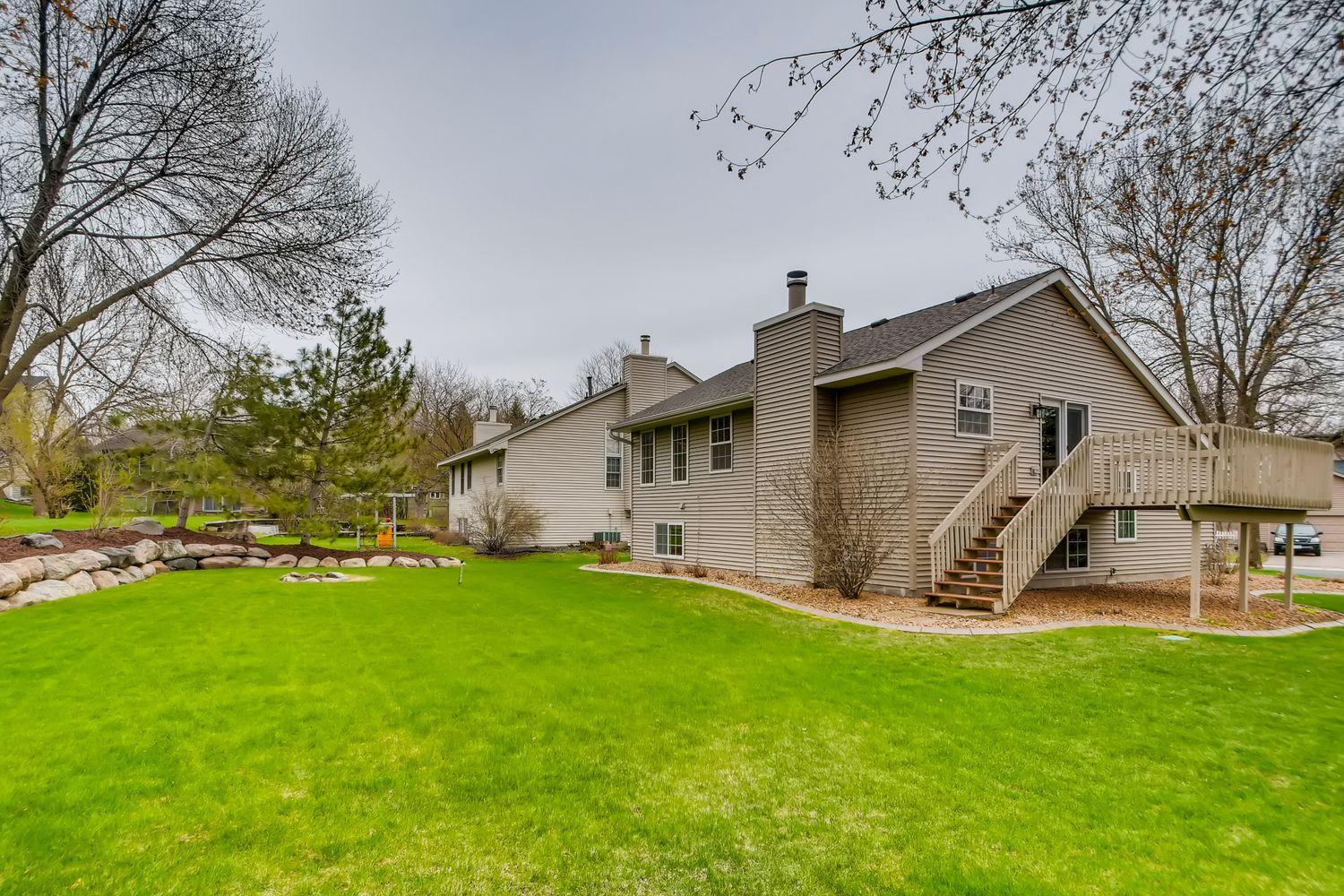 View of Residential at 6512 Gray Fox Curve, Chanhassen MN 55317, Chanhassen (27 of 36) - Mike Wilen | Minnesota Team Real Estate