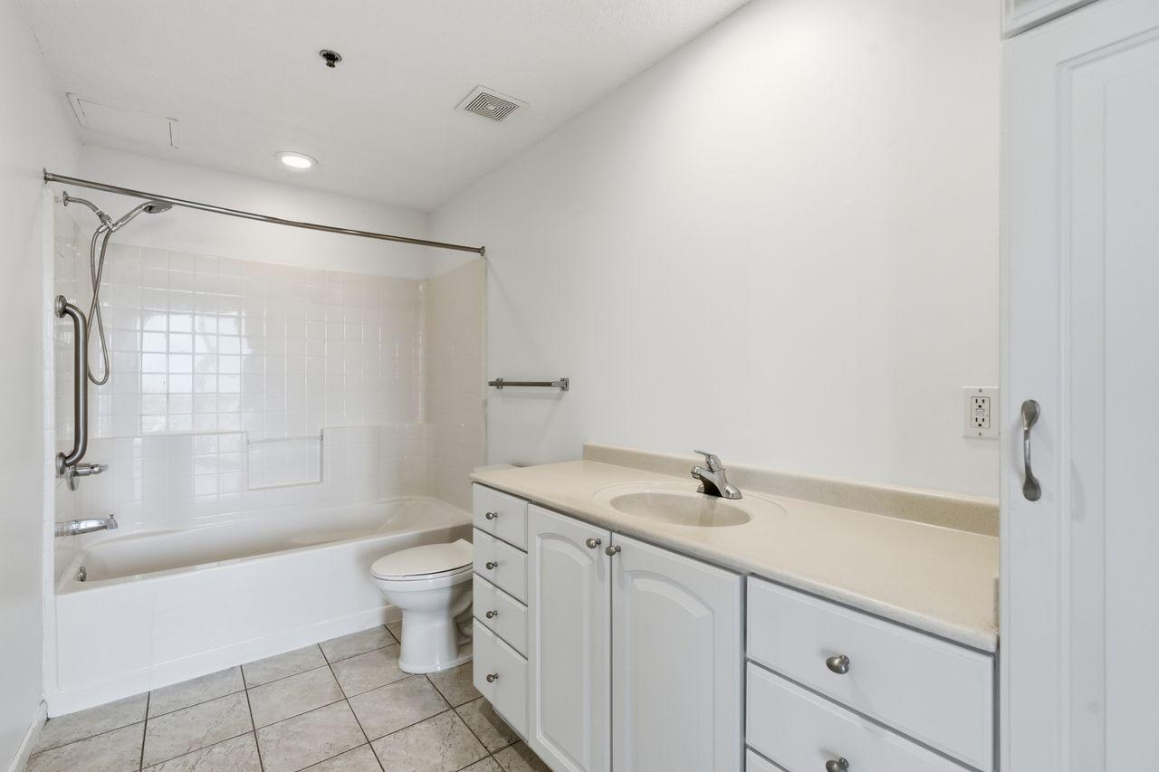 View of Residential at 6600 Lyndale Avenue #308, Richfield MN 55423, Richfield (19 of 82) - Mike Wilen | Minnesota Team Real Estate