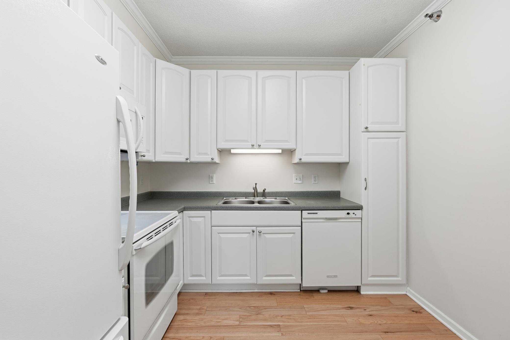 View of Residential at 6600 Lyndale Avenue #308, Richfield MN 55423, Richfield (40 of 82) - Mike Wilen | Minnesota Team Real Estate