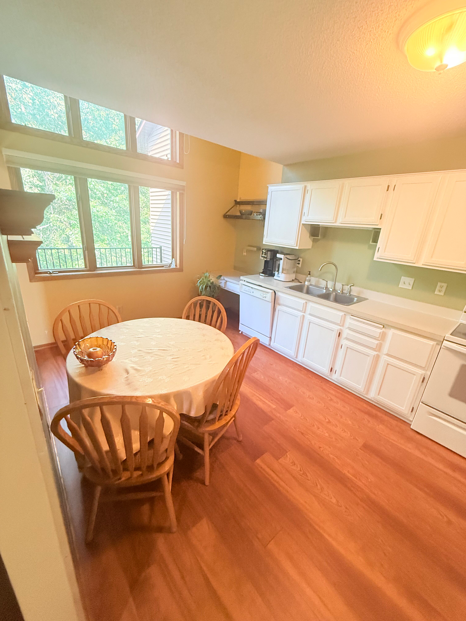View of Residential at 679 Dorland Road, Maplewood MN 55119, Maplewood (7 of 29) - Mike Wilen | Minnesota Team Real Estate