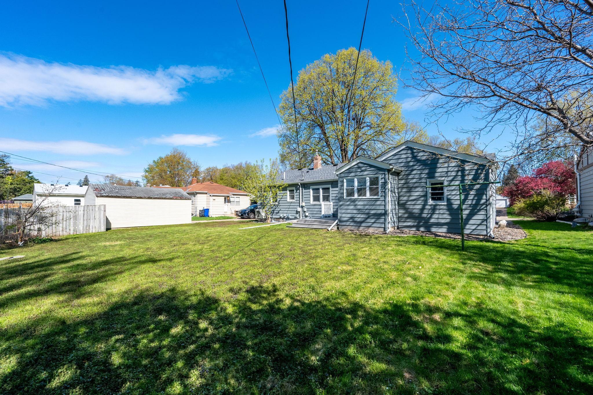 View of Residential at 1756 Saunders Avenue, Saint Paul MN 55116, Saint Paul (27 of 29) - Mike Wilen | Minnesota Team Real Estate