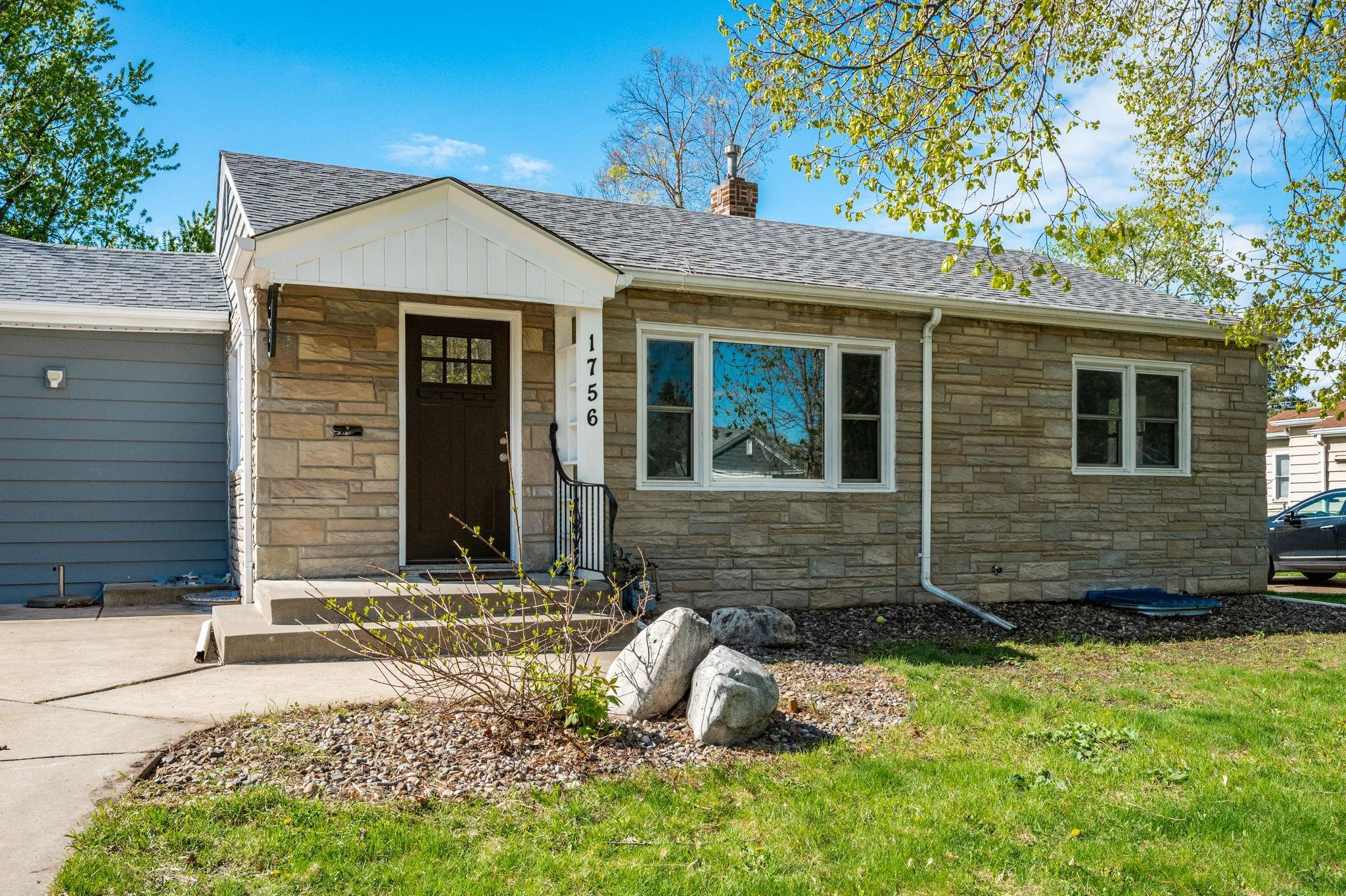 View of Residential at 1756 Saunders Avenue, Saint Paul MN 55116, Saint Paul (23 of 29) - Mike Wilen | Minnesota Team Real Estate