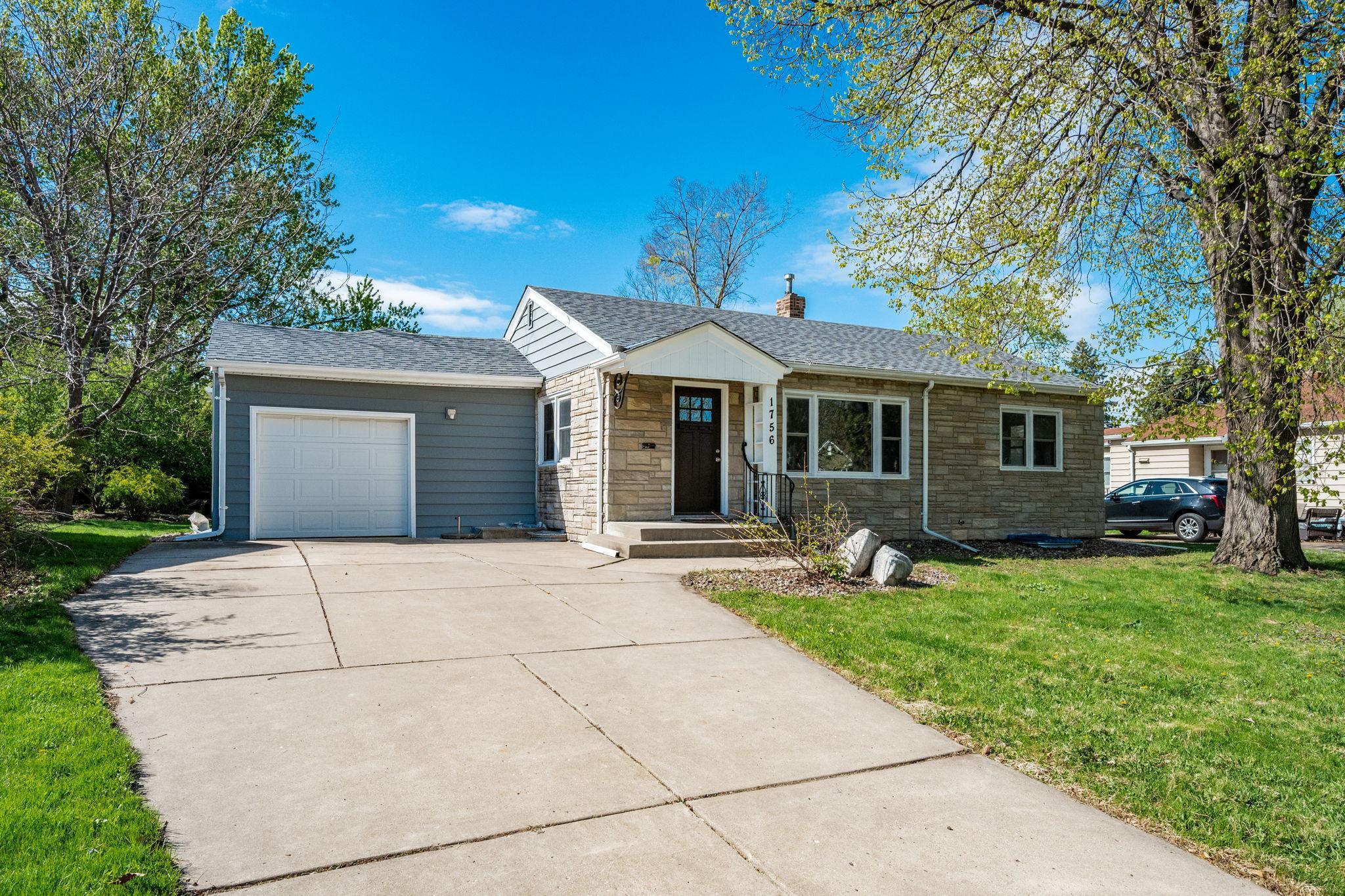 View of Residential at 1756 Saunders Avenue, Saint Paul MN 55116, Saint Paul (22 of 29) - Mike Wilen | Minnesota Team Real Estate
