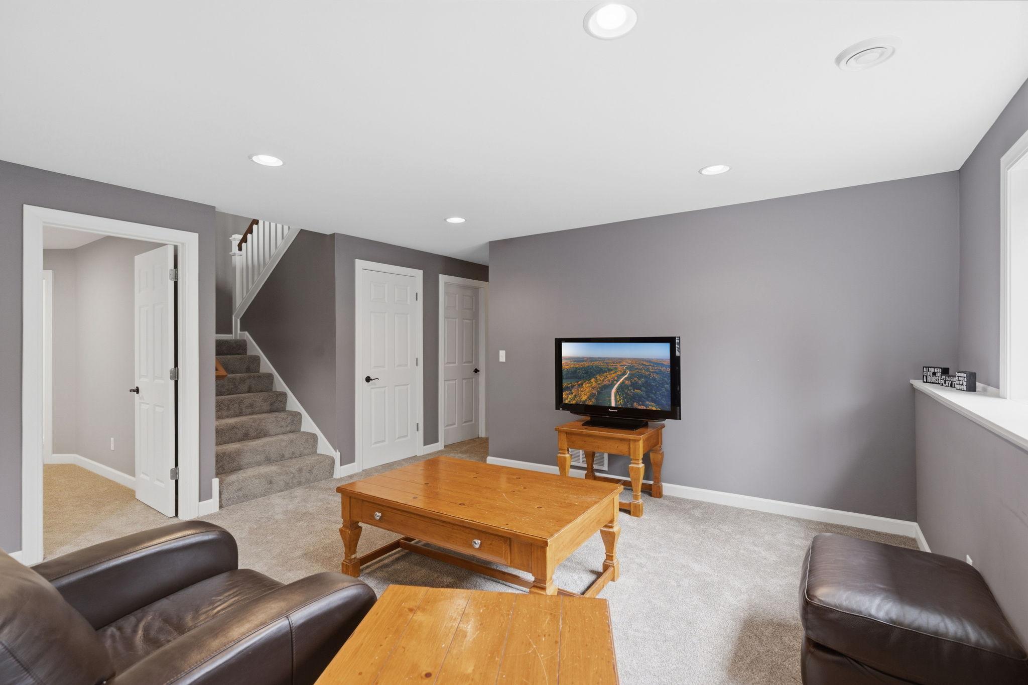 View of Residential at 1268 Lincolntown Avenue, Mahtomedi MN 55115, Mahtomedi (23 of 50) - Mike Wilen | Minnesota Team Real Estate