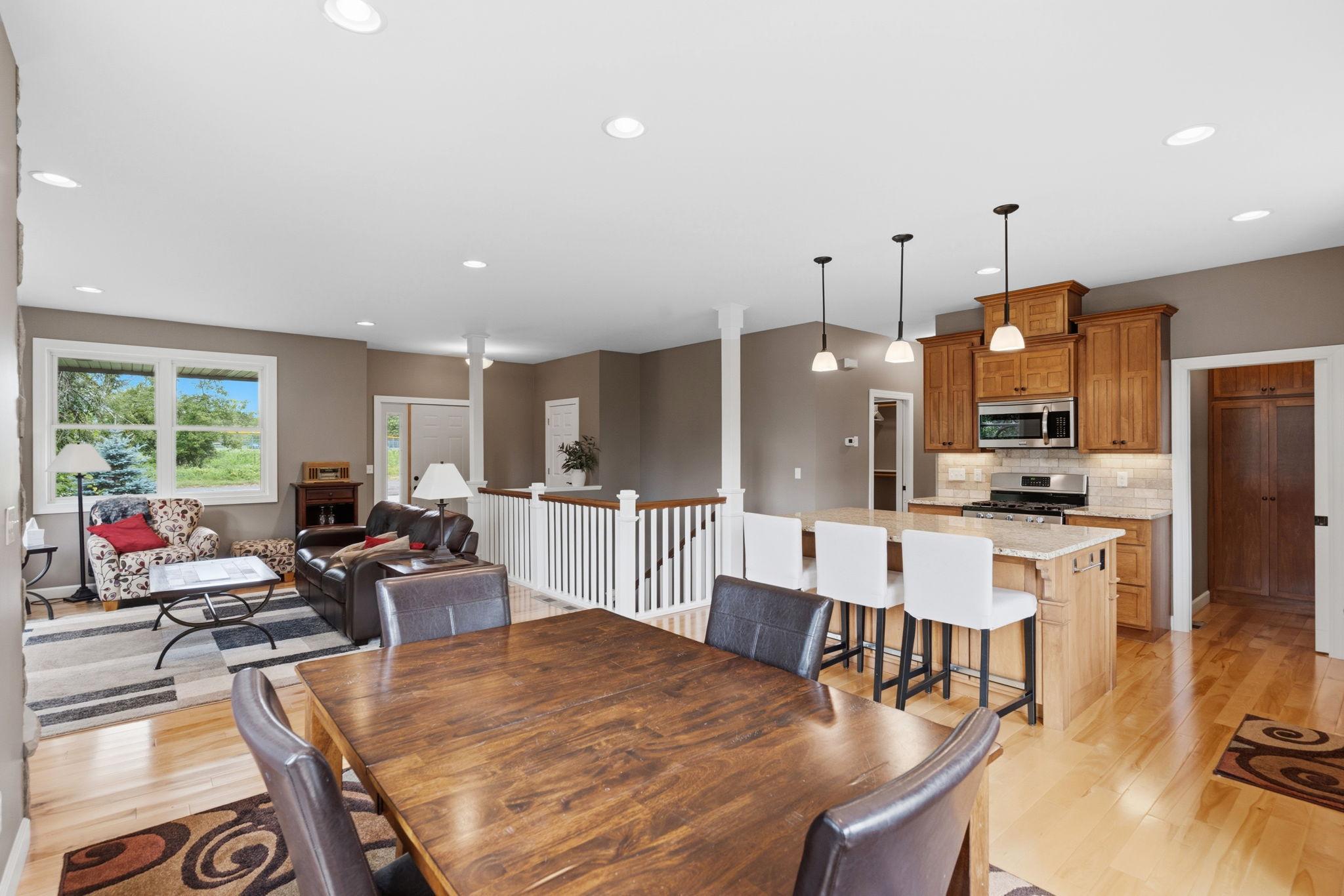 View of Residential at 1268 Lincolntown Avenue, Mahtomedi MN 55115, Mahtomedi (6 of 50) - Mike Wilen | Minnesota Team Real Estate
