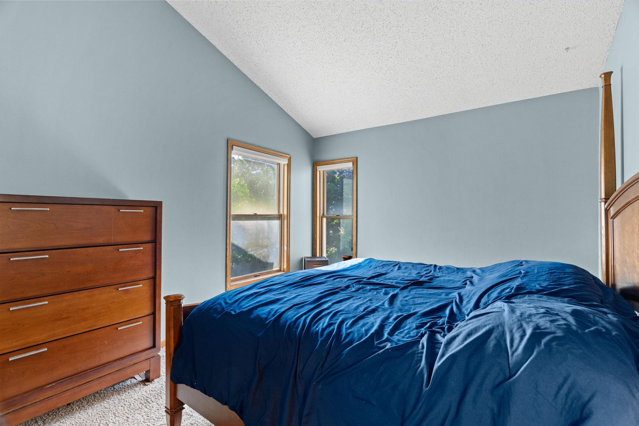 View of Residential at 14309 Bedford Drive, Eden Prairie MN 55346, Eden Prairie (18 of 31) - Mike Wilen | Minnesota Team Real Estate
