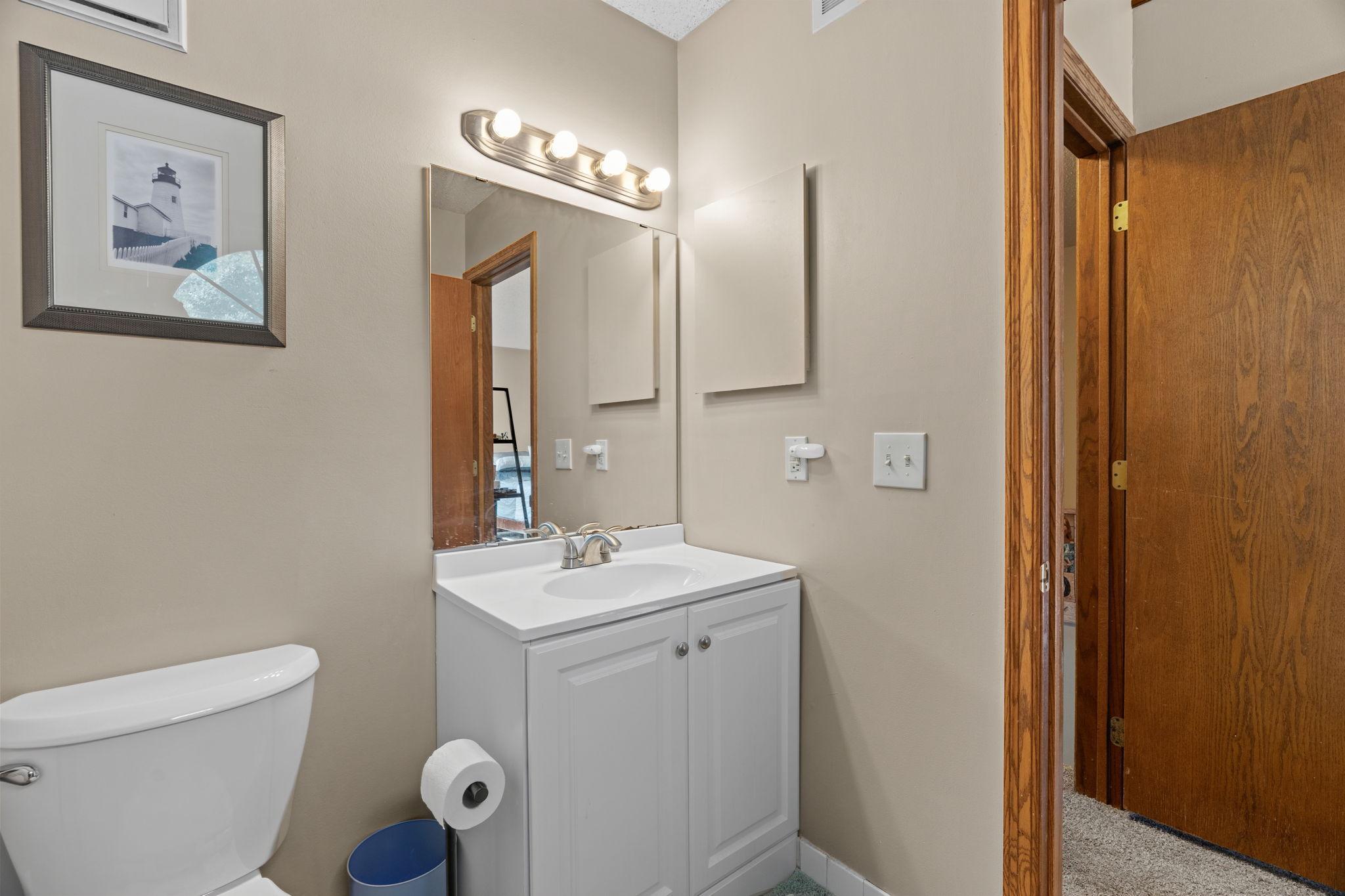View of Residential at 14309 Bedford Drive, Eden Prairie MN 55346, Eden Prairie (16 of 31) - Mike Wilen | Minnesota Team Real Estate