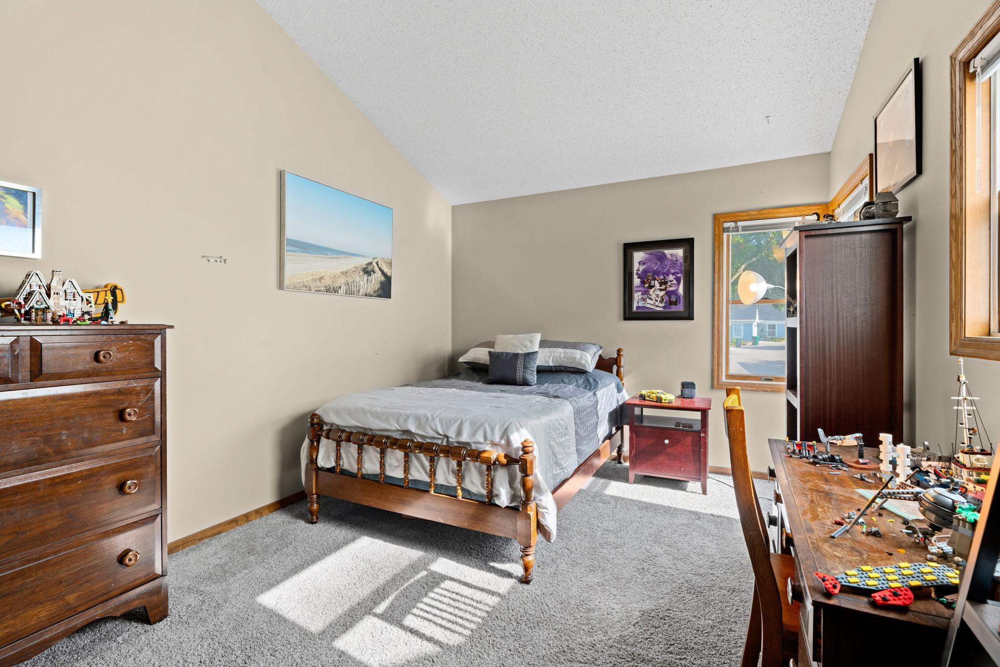 View of Residential at 14309 Bedford Drive, Eden Prairie MN 55346, Eden Prairie (13 of 31) - Mike Wilen | Minnesota Team Real Estate