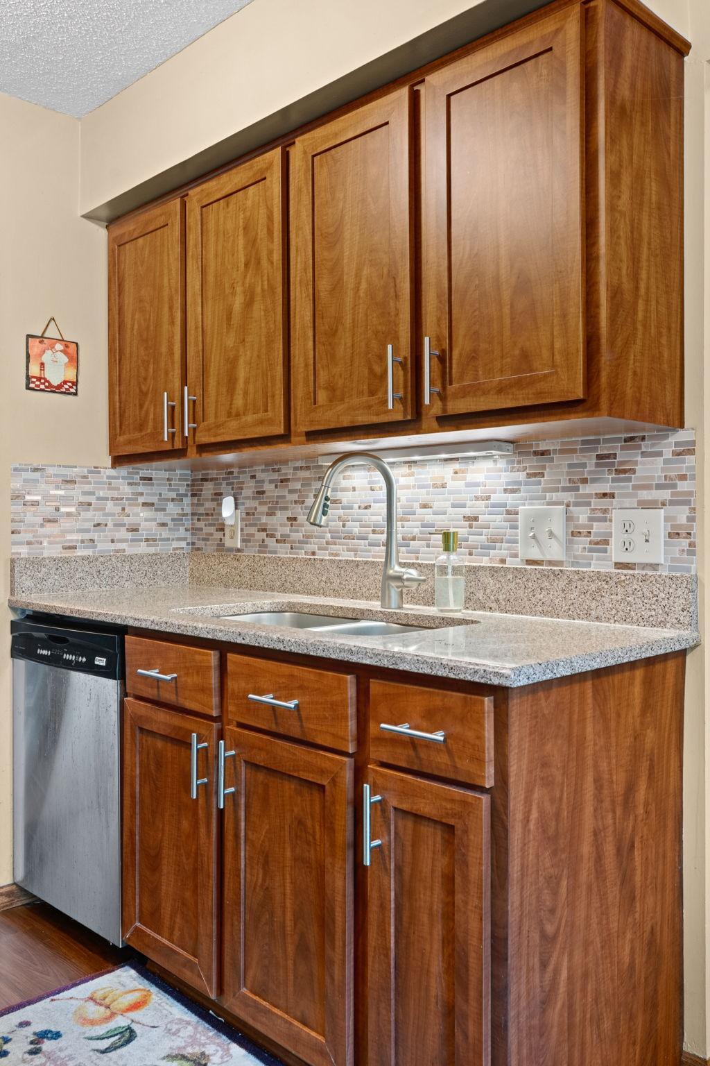 View of Residential at 14309 Bedford Drive, Eden Prairie MN 55346, Eden Prairie (5 of 31) - Mike Wilen | Minnesota Team Real Estate