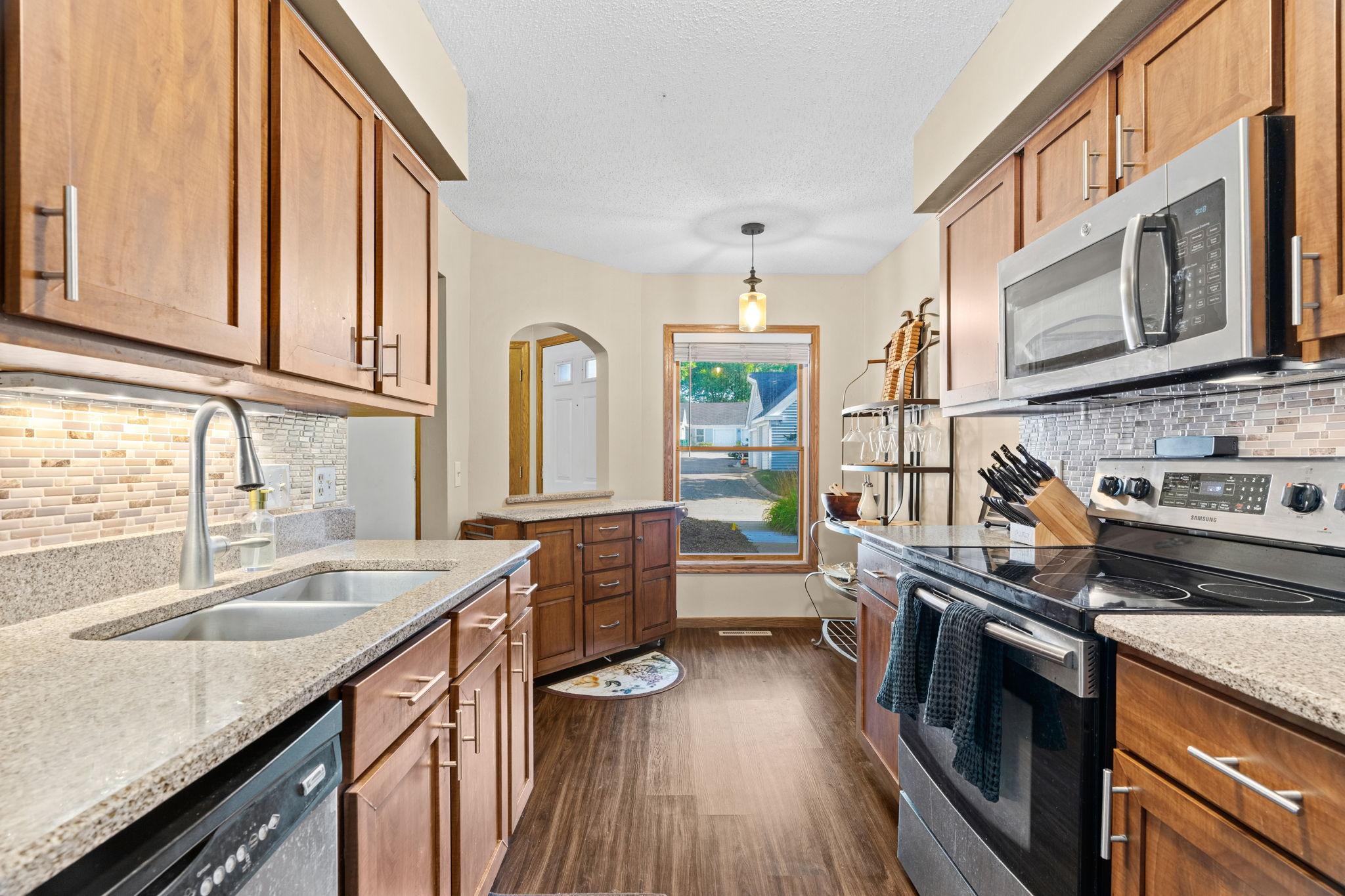 View of Residential at 14309 Bedford Drive, Eden Prairie MN 55346, Eden Prairie (3 of 31) - Mike Wilen | Minnesota Team Real Estate