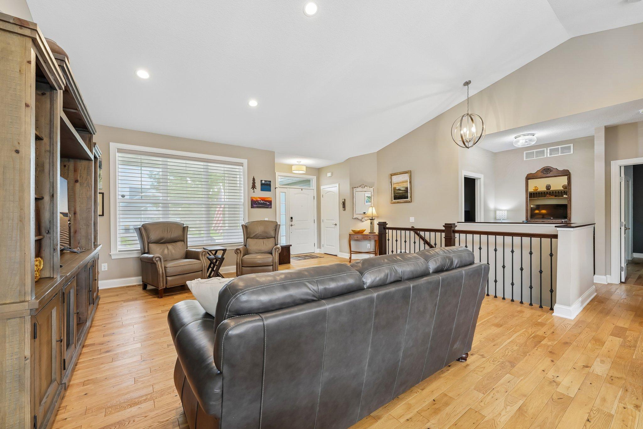 View of Residential at 17301 Eastwood Avenue, Lakeville MN 55044, Lakeville (10 of 76) - Mike Wilen | Minnesota Team Real Estate