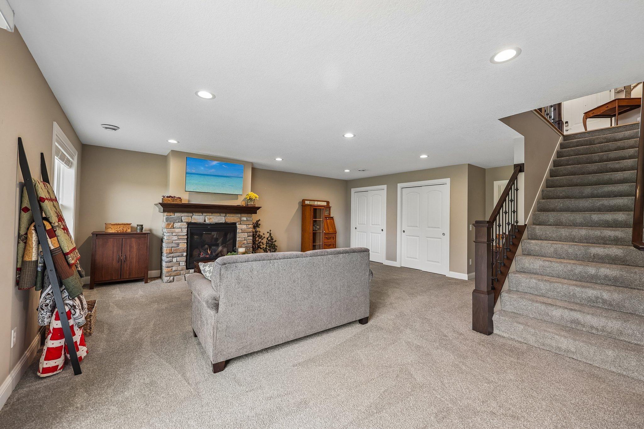 View of Residential at 17301 Eastwood Avenue, Lakeville MN 55044, Lakeville (56 of 76) - Mike Wilen | Minnesota Team Real Estate