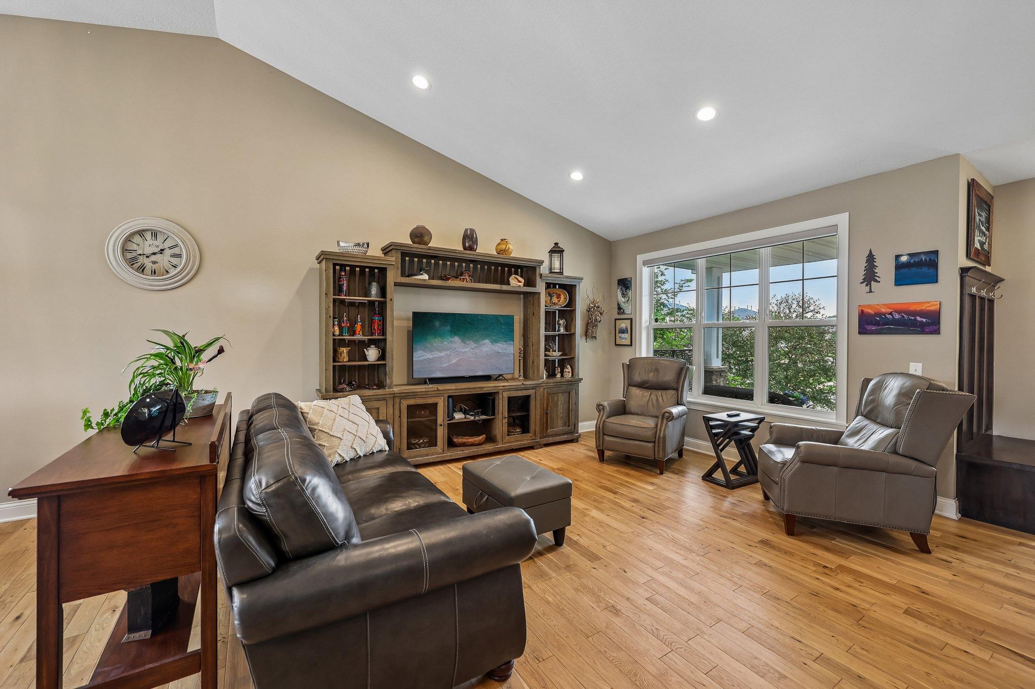 View of Residential at 17301 Eastwood Avenue, Lakeville MN 55044, Lakeville (12 of 76) - Mike Wilen | Minnesota Team Real Estate