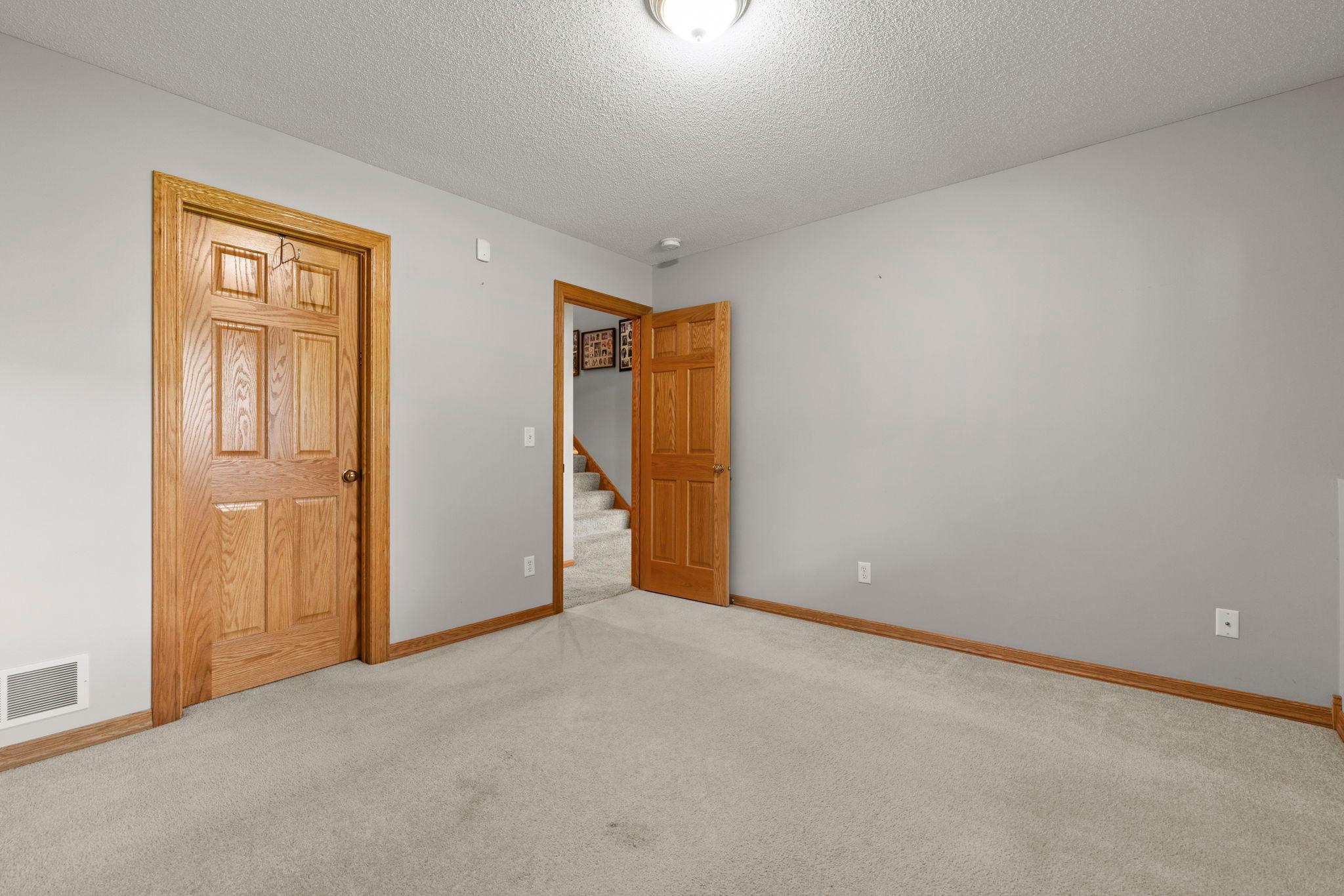 View of Residential at 6228 Creekview Lane, Brooklyn Park MN 55443, Brooklyn Park (58 of 79) - Mike Wilen | Minnesota Team Real Estate
