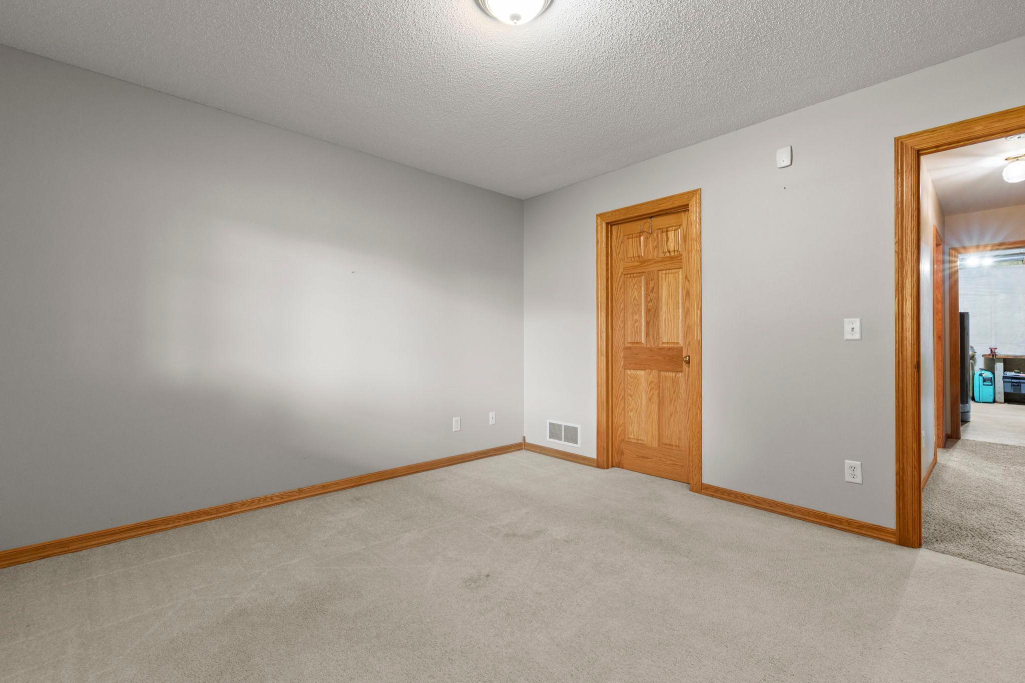 View of Residential at 6228 Creekview Lane, Brooklyn Park MN 55443, Brooklyn Park (57 of 79) - Mike Wilen | Minnesota Team Real Estate