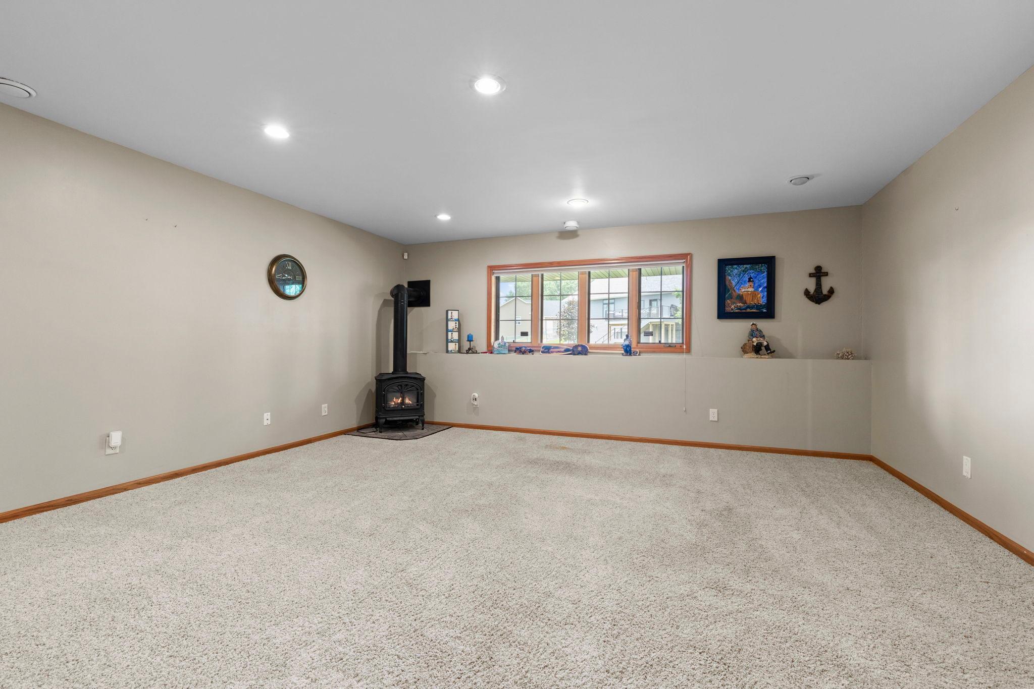 View of Residential at 6228 Creekview Lane, Brooklyn Park MN 55443, Brooklyn Park (50 of 79) - Mike Wilen | Minnesota Team Real Estate
