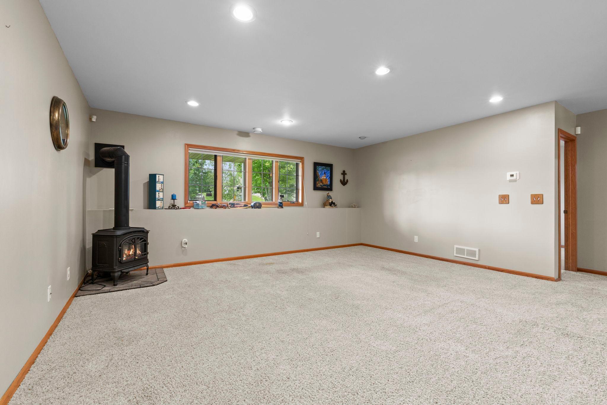 View of Residential at 6228 Creekview Lane, Brooklyn Park MN 55443, Brooklyn Park (48 of 79) - Mike Wilen | Minnesota Team Real Estate