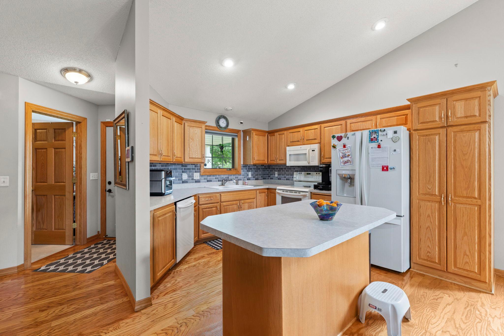 View of Residential at 6228 Creekview Lane, Brooklyn Park MN 55443, Brooklyn Park (29 of 79) - Mike Wilen | Minnesota Team Real Estate