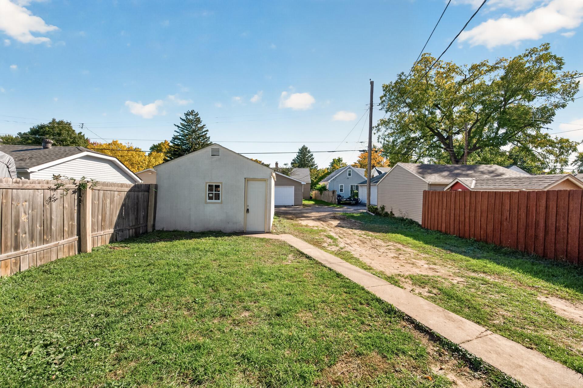 View of Residential at 1408 Arona Street, Saint Paul MN 55108, Saint Paul (56 of 59) - Mike Wilen | Minnesota Team Real Estate