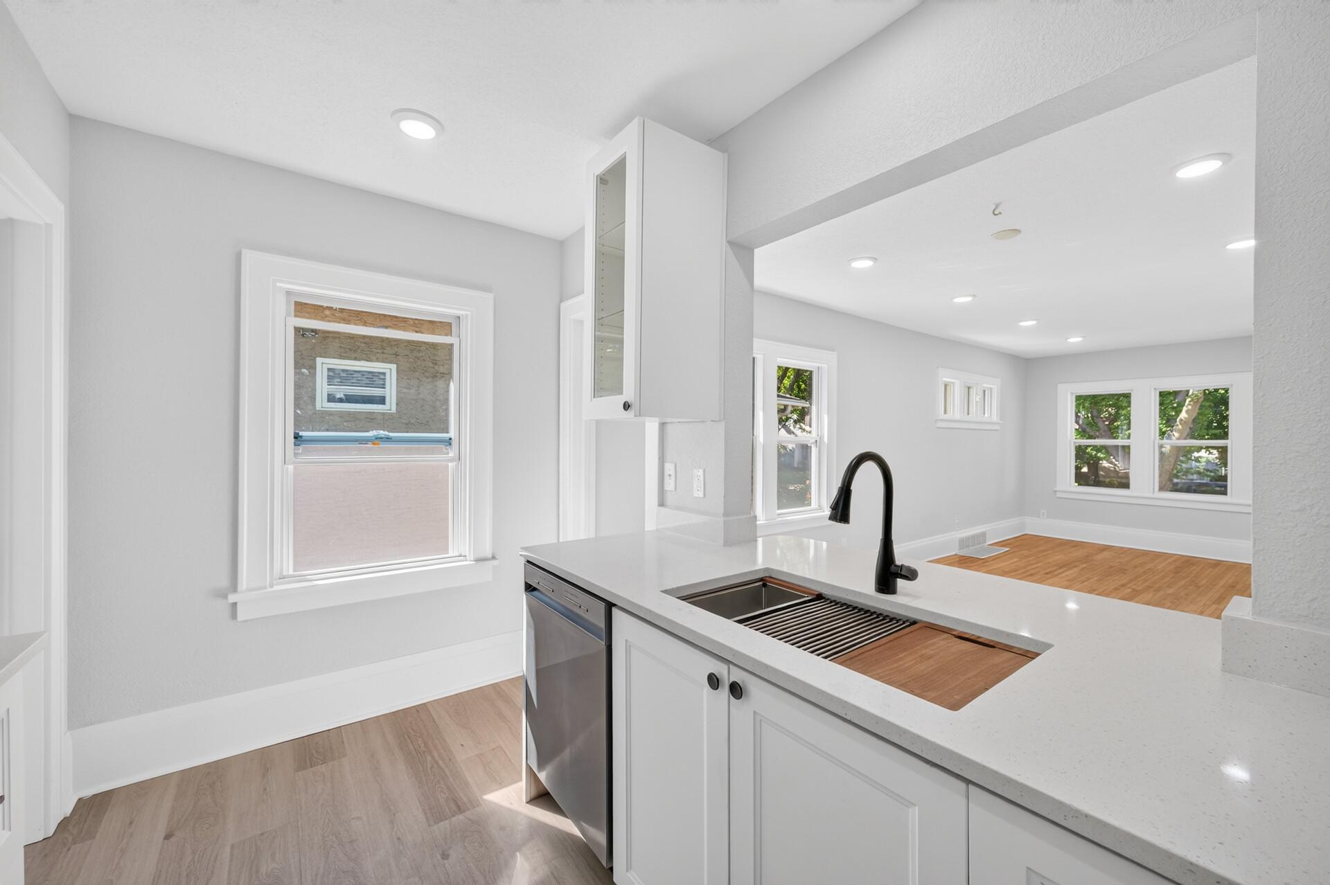 View of Residential at 1408 Arona Street, Saint Paul MN 55108, Saint Paul (12 of 59) - Mike Wilen | Minnesota Team Real Estate