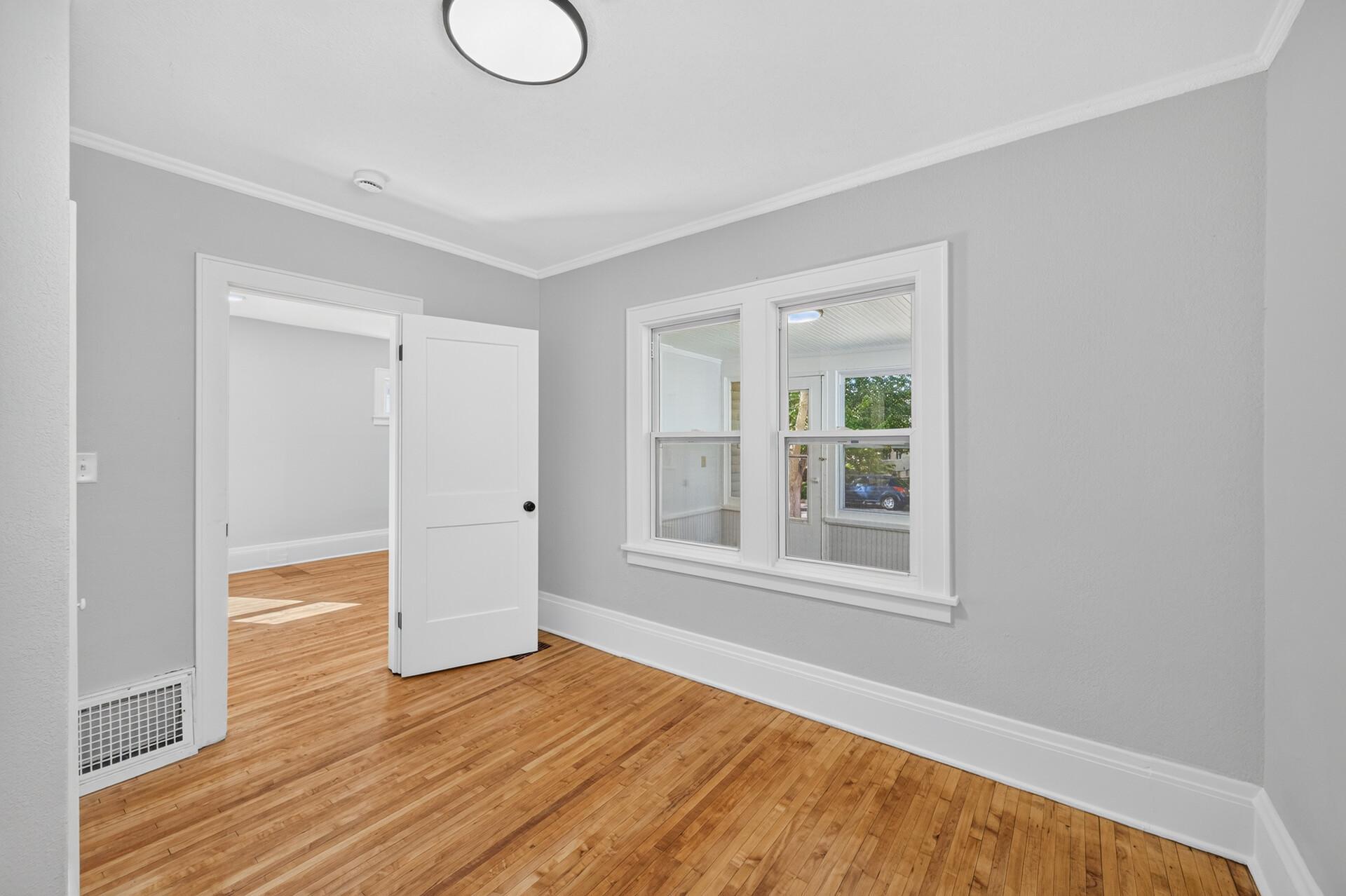 View of Residential at 1408 Arona Street, Saint Paul MN 55108, Saint Paul (21 of 59) - Mike Wilen | Minnesota Team Real Estate