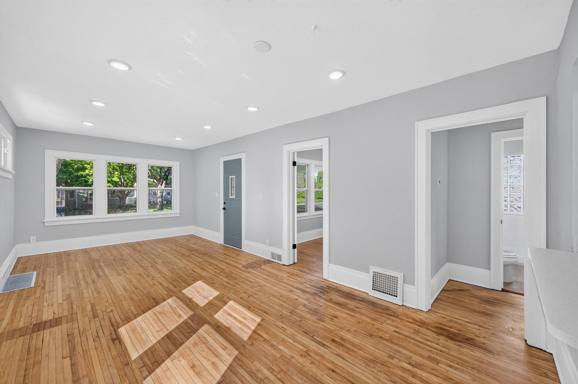 View of Residential at 1408 Arona Street, Saint Paul MN 55108, Saint Paul (52 of 59) - Mike Wilen | Minnesota Team Real Estate