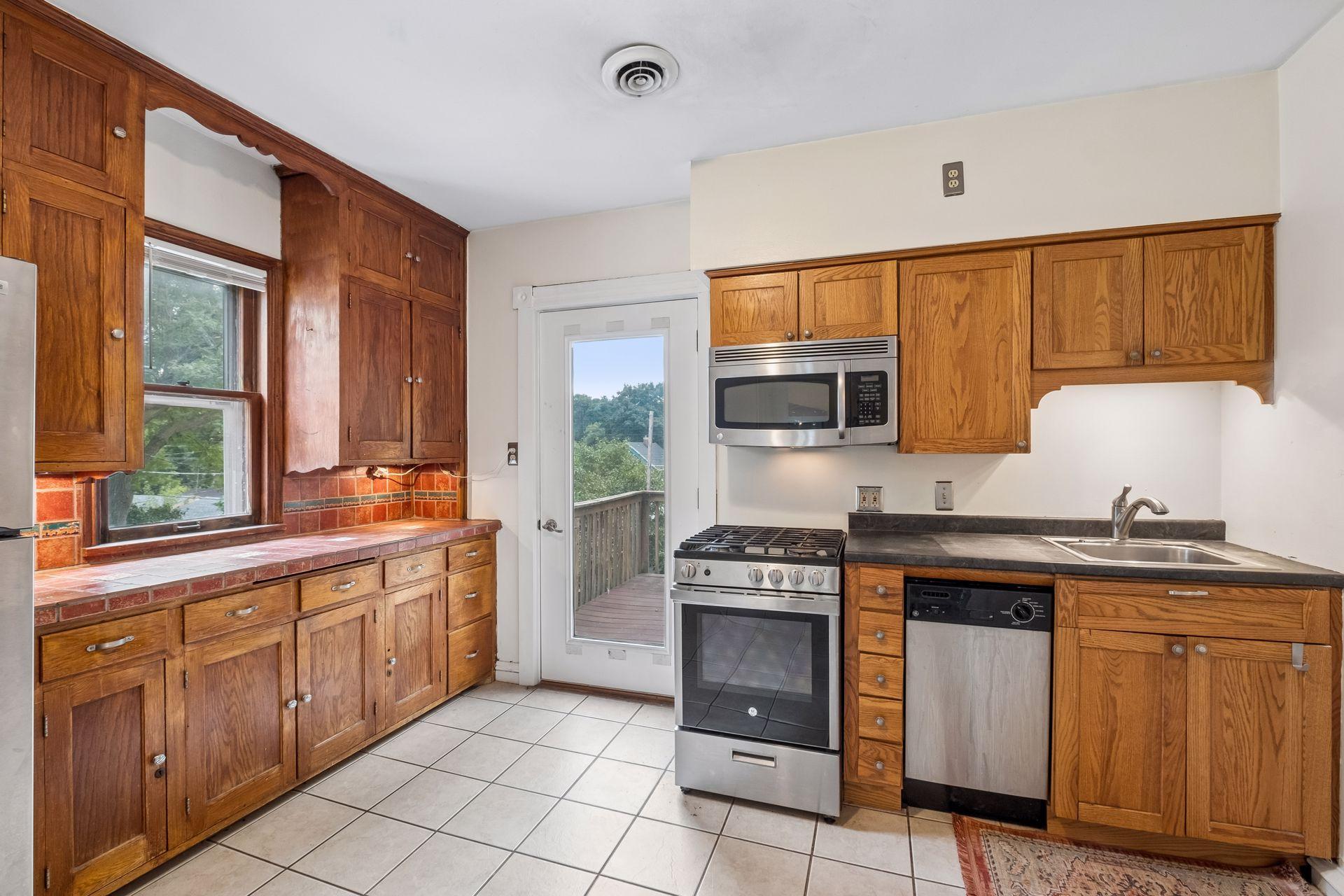 View of Residential Income at 1222 Washington Street, Minneapolis MN 55413, Minneapolis (29 of 48) - Mike Wilen | Minnesota Team Real Estate