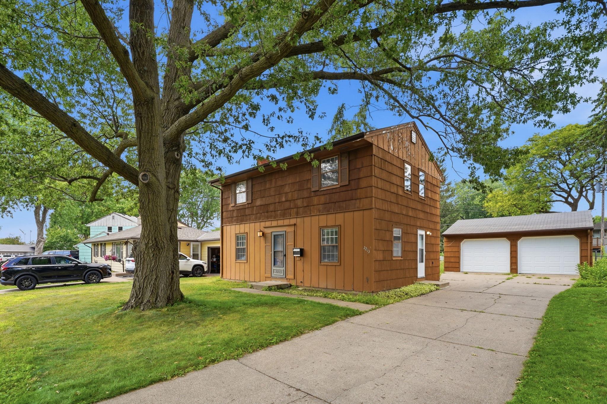 View of Residential at 2213 Dellridge Avenue, Saint Paul MN 55119, Saint Paul - Mike Wilen | Minnesota Team Real Estate