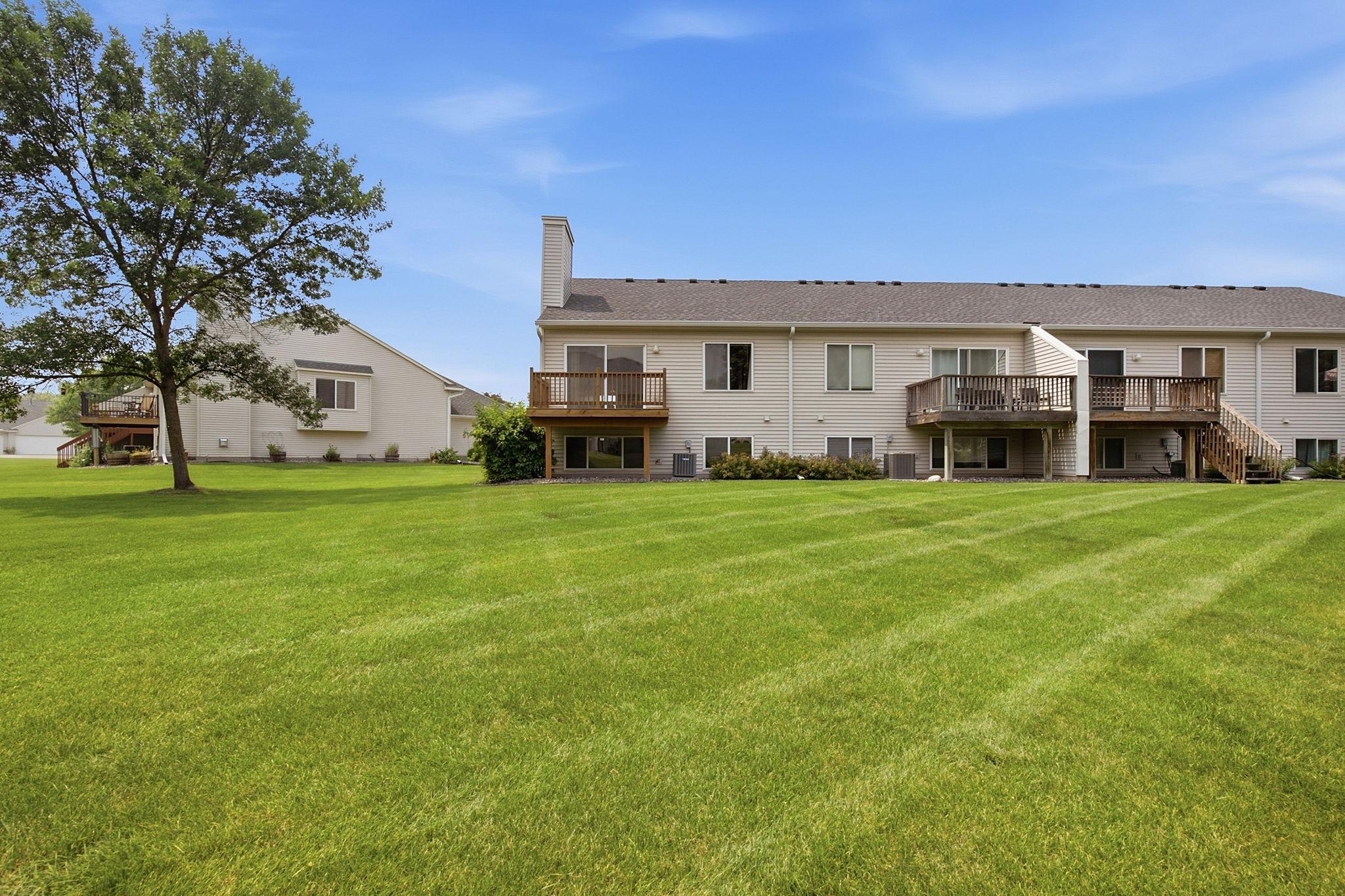 View of Residential at 9816 Zinnia Lane, Maple Grove MN 55369, Maple Grove (16 of 18) - Mike Wilen | Minnesota Team Real Estate