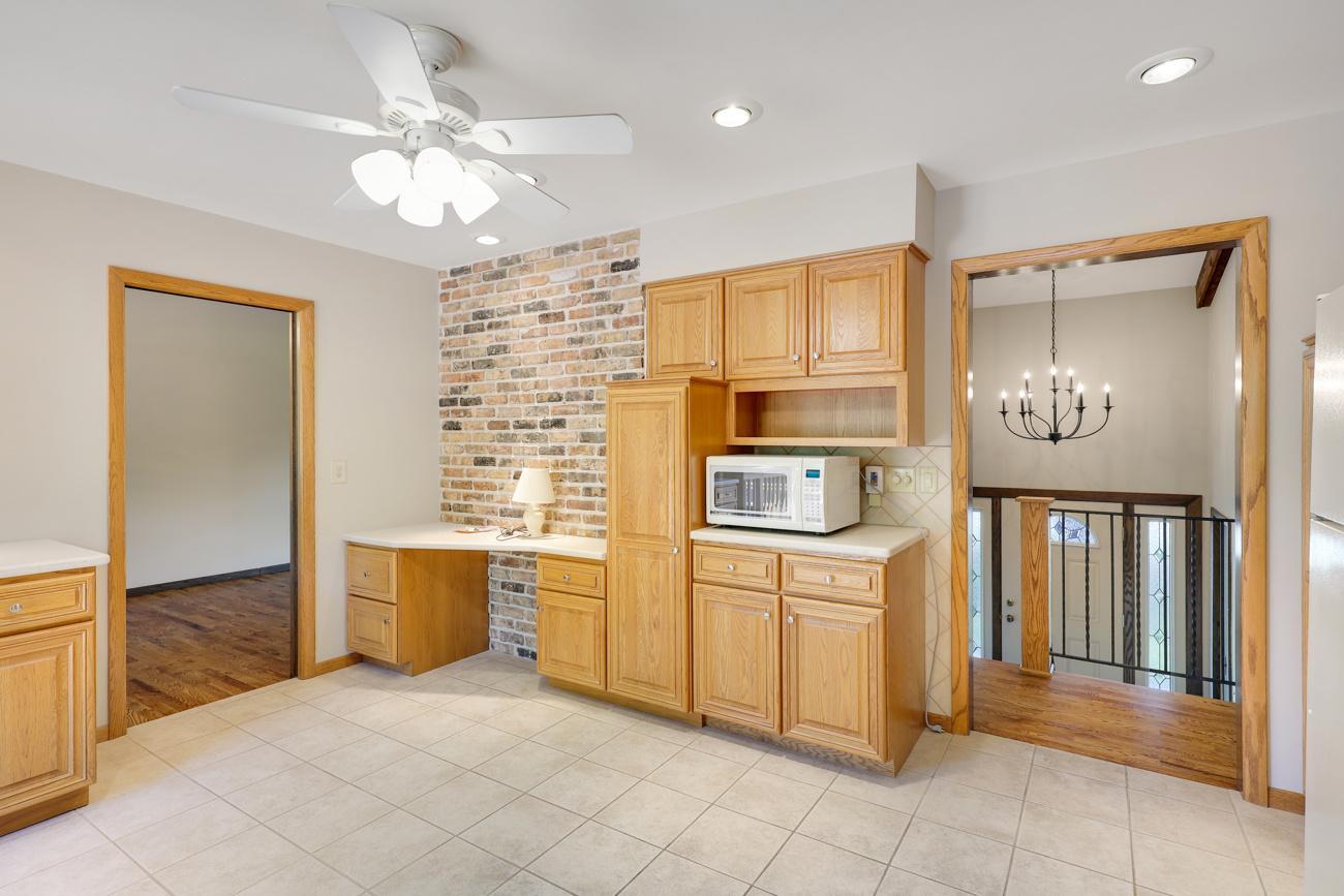 View of Residential at 17610 24th Avenue, Plymouth MN 55447, Plymouth (14 of 47) - Mike Wilen | Minnesota Team Real Estate